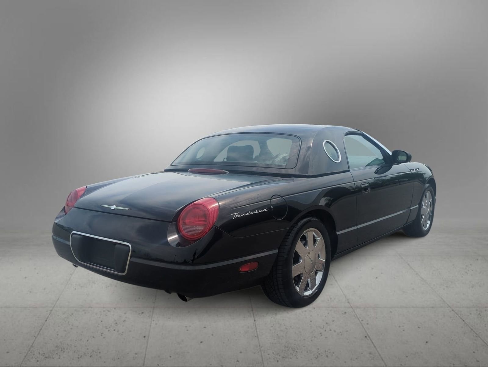 Thumbnail: 2002 Ford Thunderbird - 8