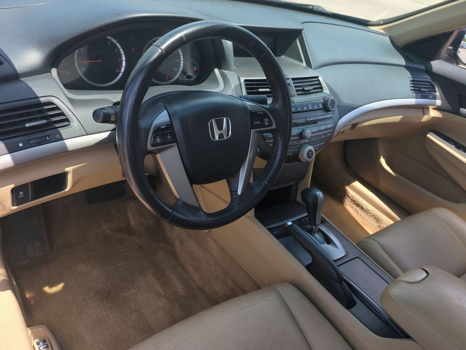 Thumbnail: 2011 Honda Accord - 10