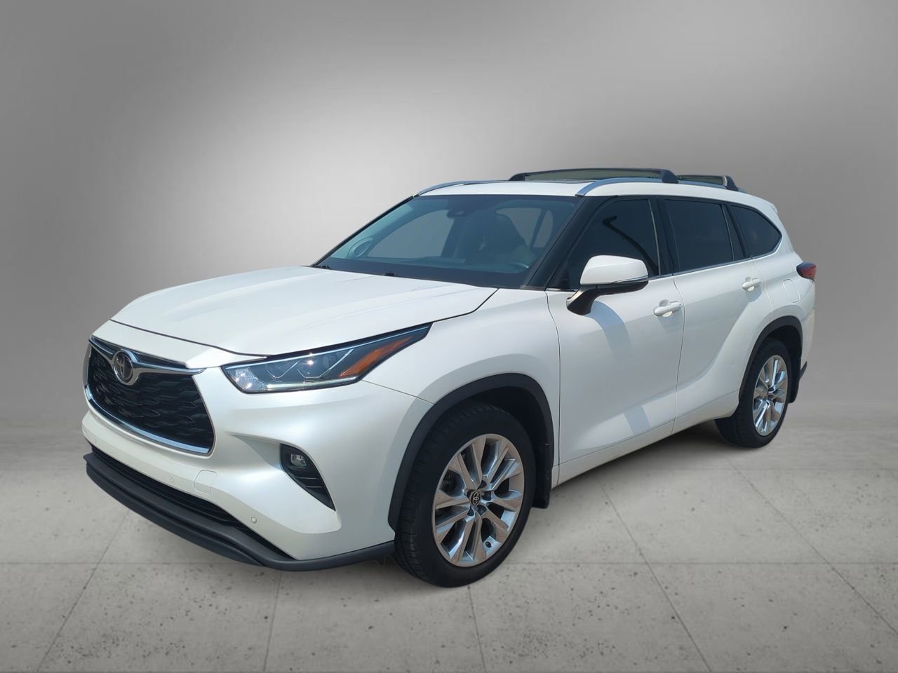 Thumbnail: 2020 Toyota Highlander - 4