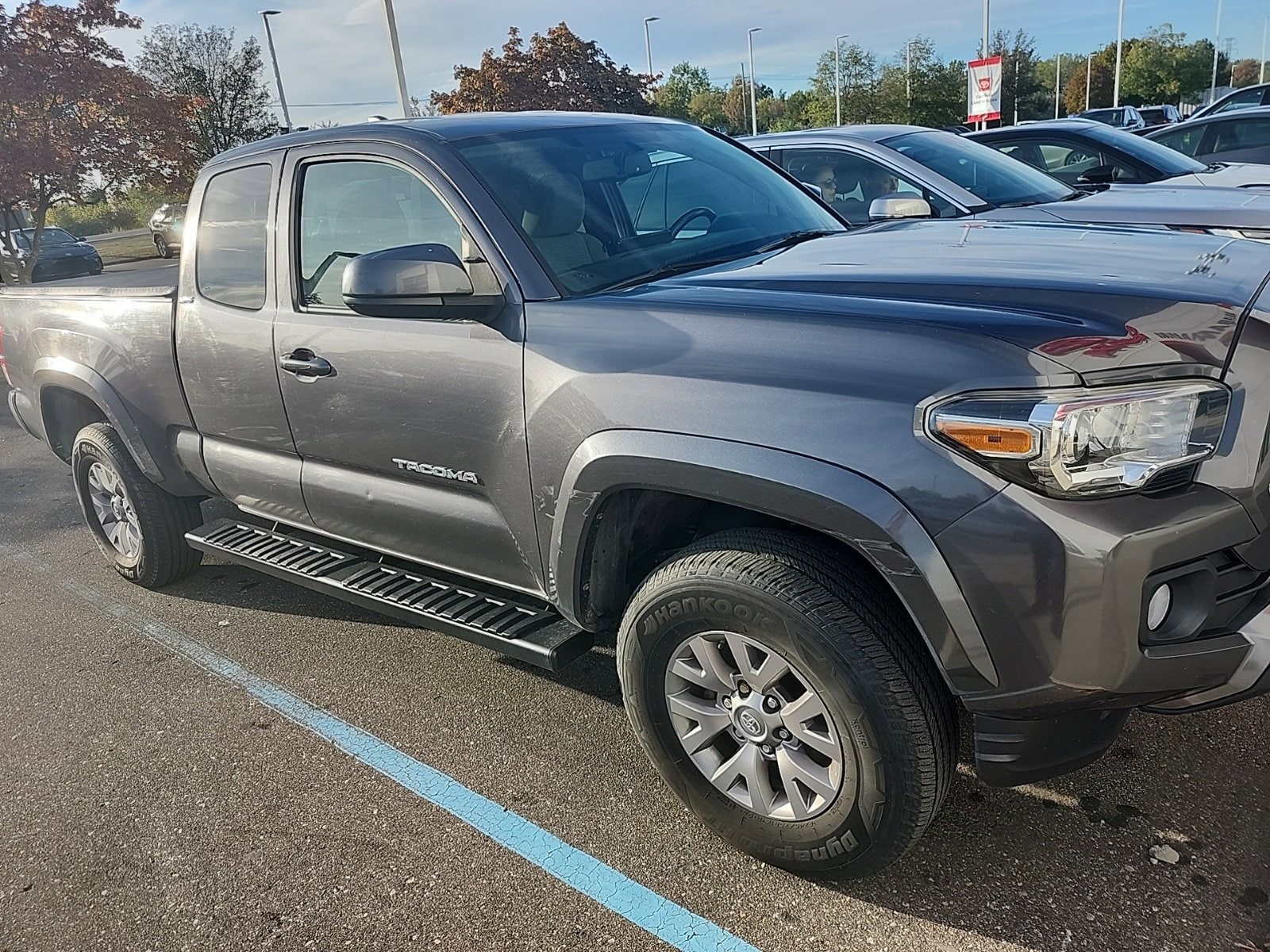 Thumbnail: 2017 Toyota Tacoma - 3