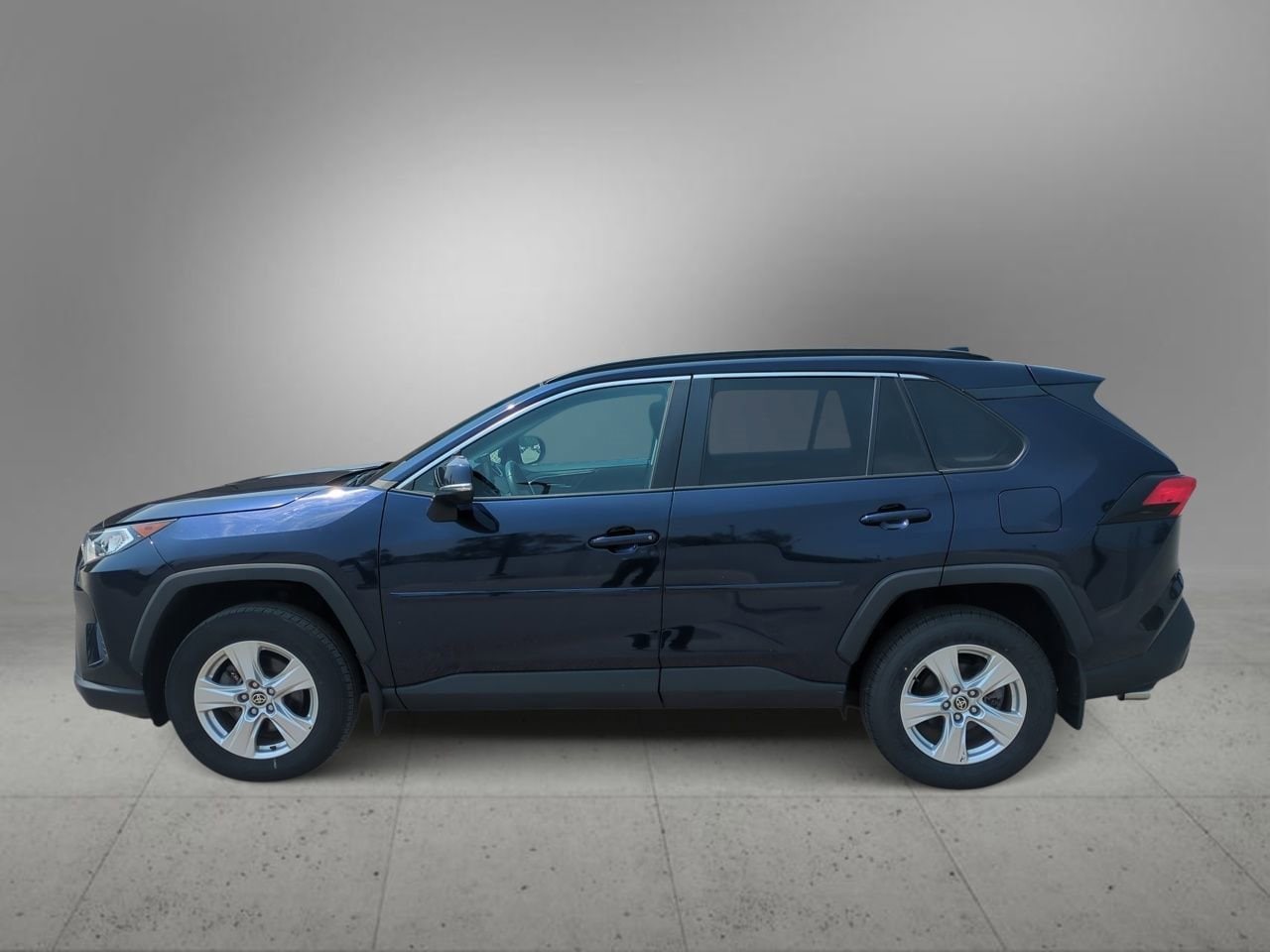 Thumbnail: 2021 Toyota RAV4 - 5