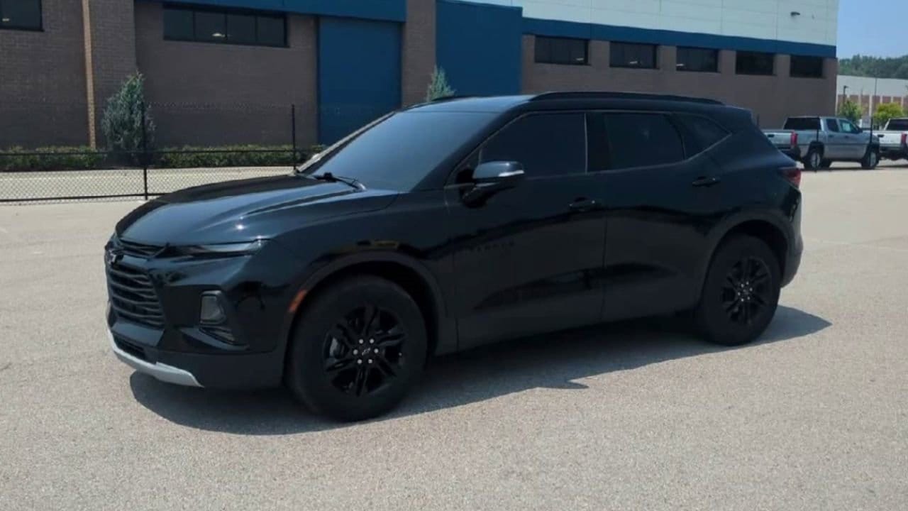 Thumbnail: 2020 Chevrolet Blazer - 4