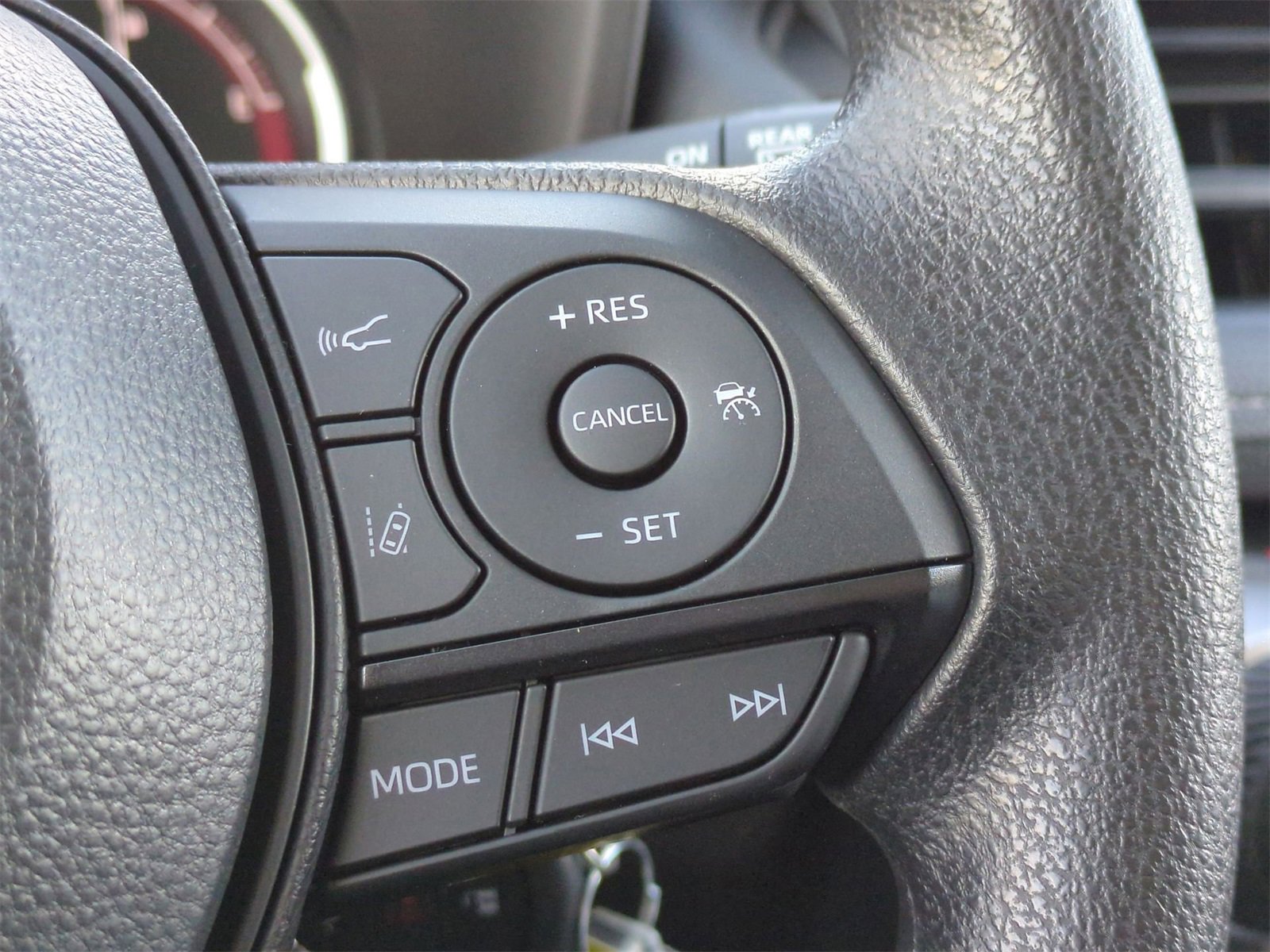 Thumbnail: 2025 Toyota RAV4 - 24