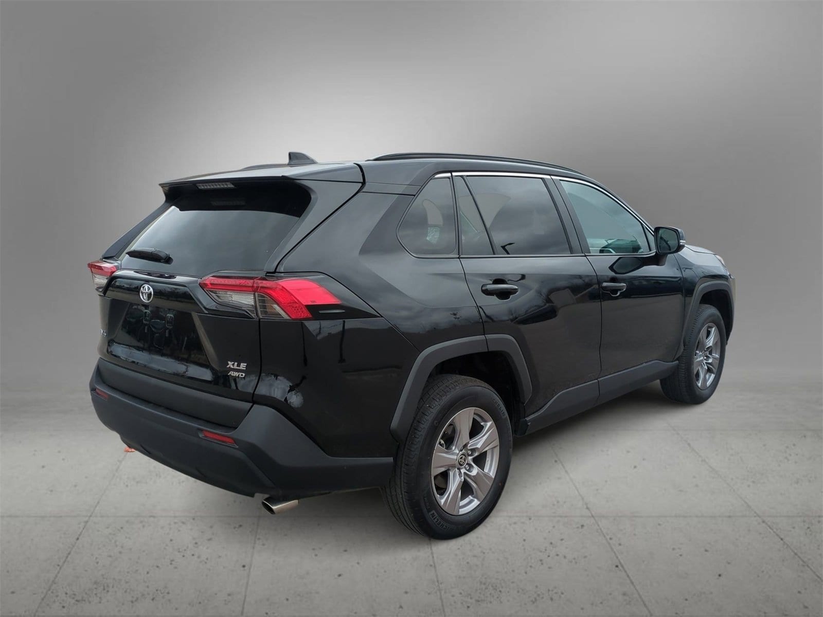 Thumbnail: 2025 Toyota RAV4 - 8