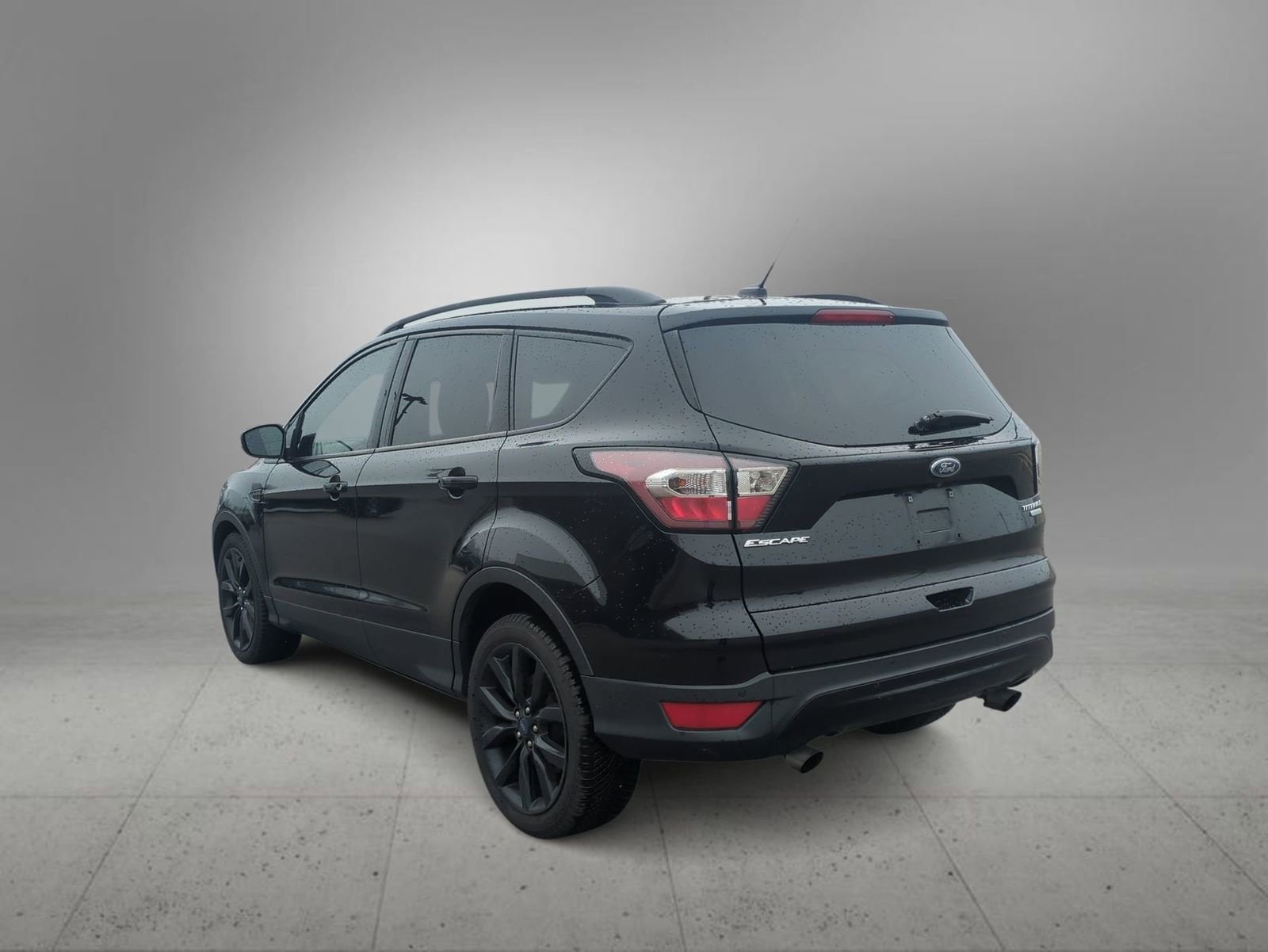 Thumbnail: 2017 Ford Escape - 6