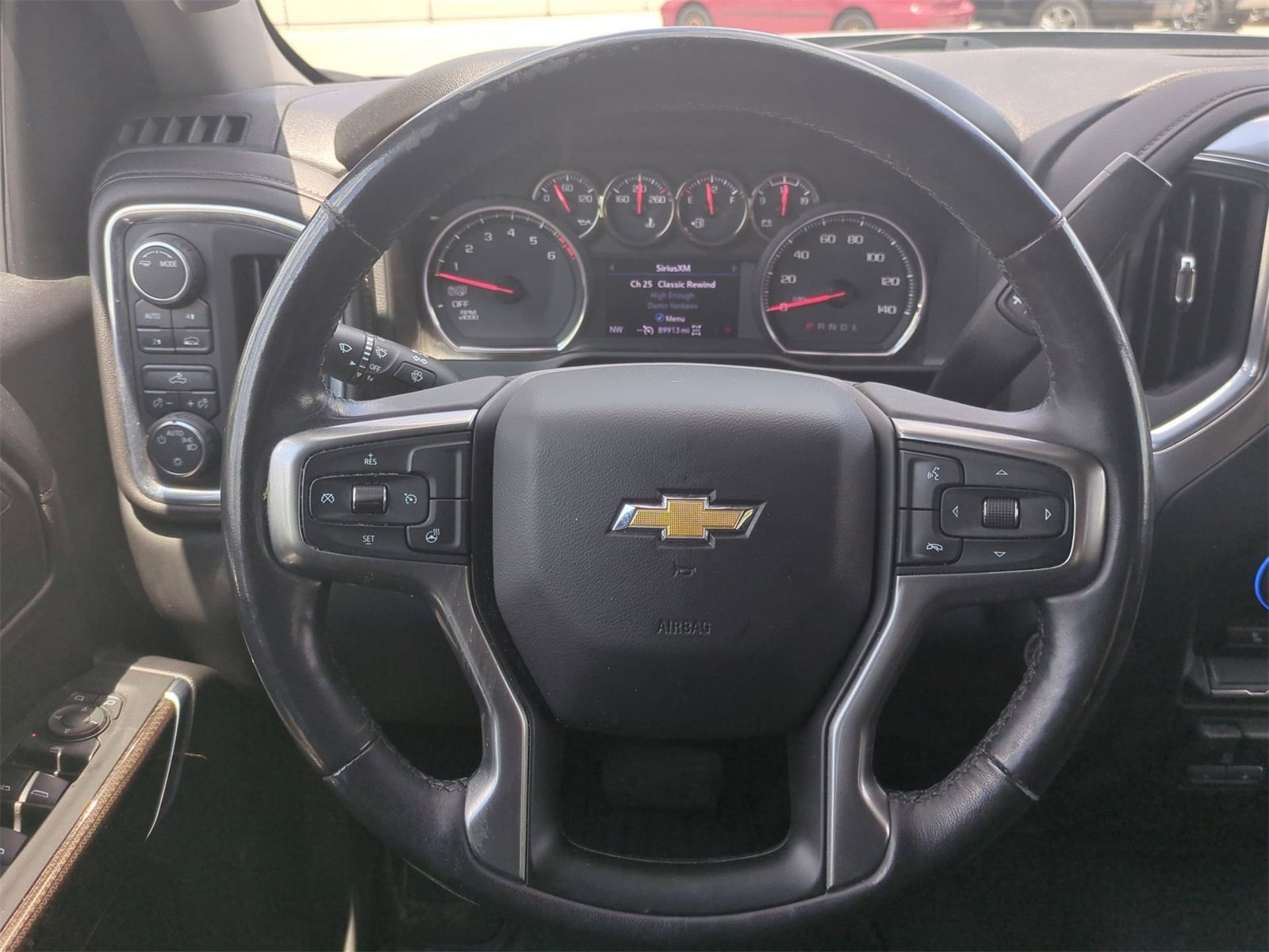 Thumbnail: 2020 Chevrolet Silverado 1500 - 22