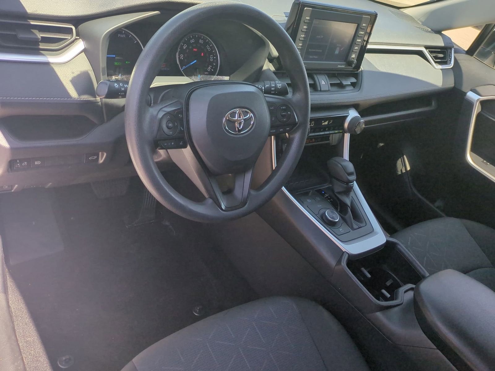 Thumbnail: 2022 Toyota RAV4 - 10