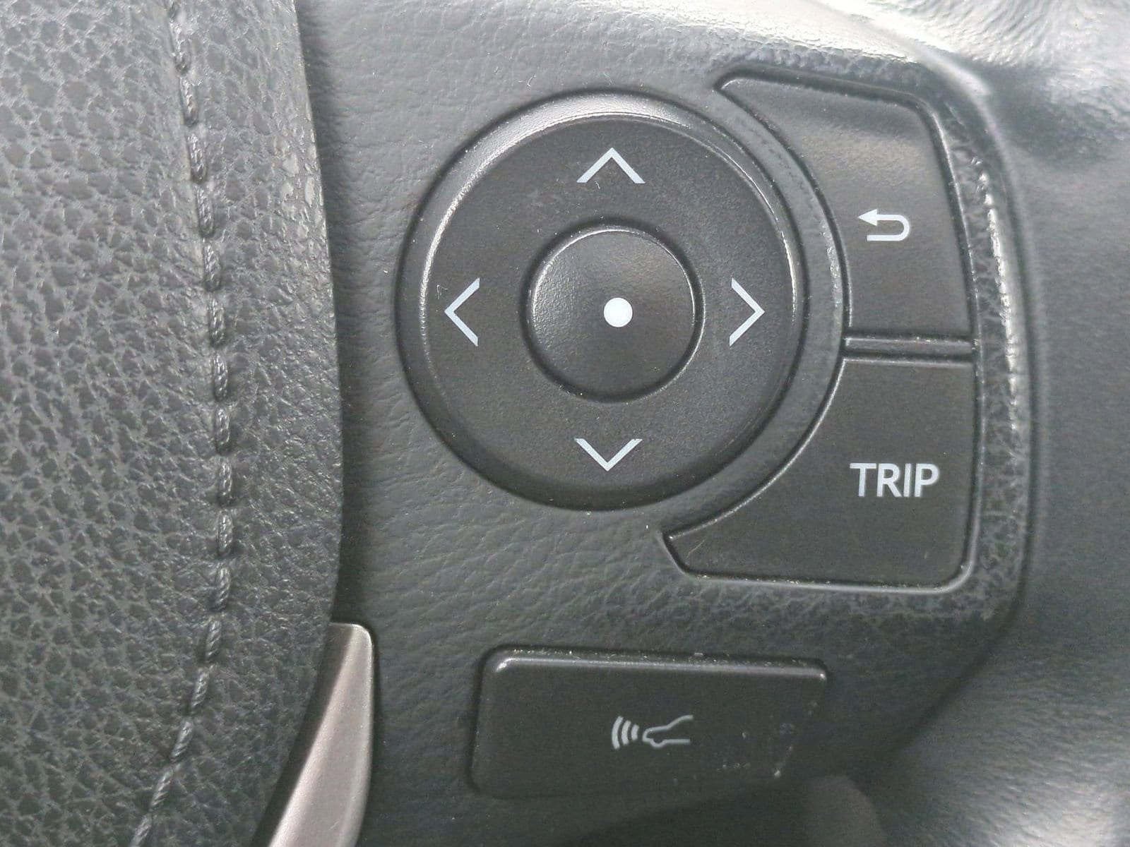 Thumbnail: 2017 Toyota RAV4 - 26