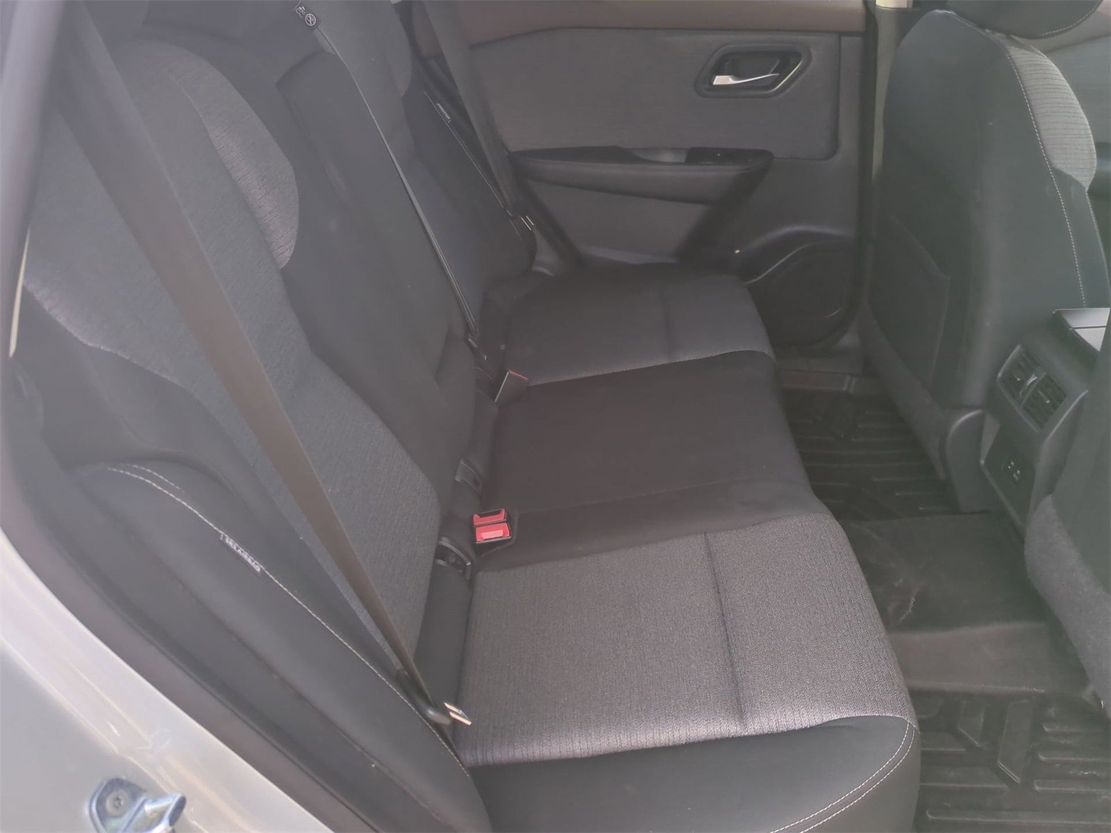 Thumbnail: 2022 Nissan Rogue - 20