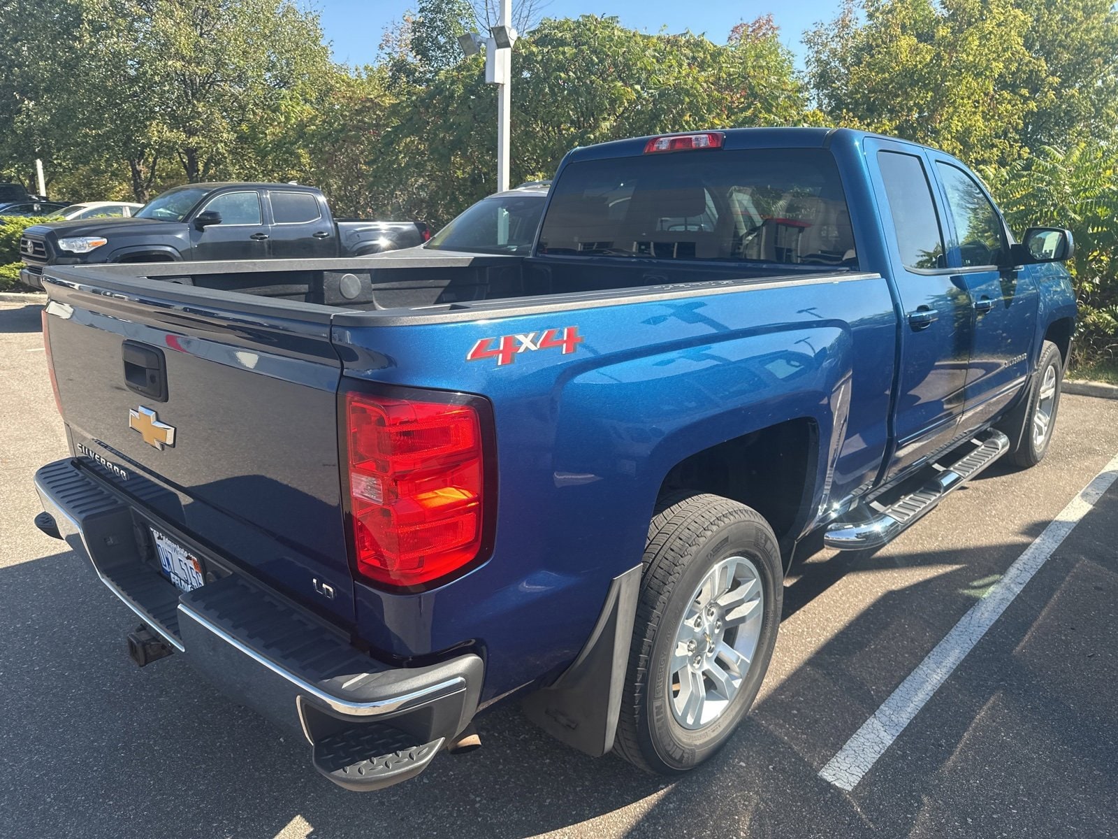 Thumbnail: 2019 Chevrolet Silverado 1500 - 3
