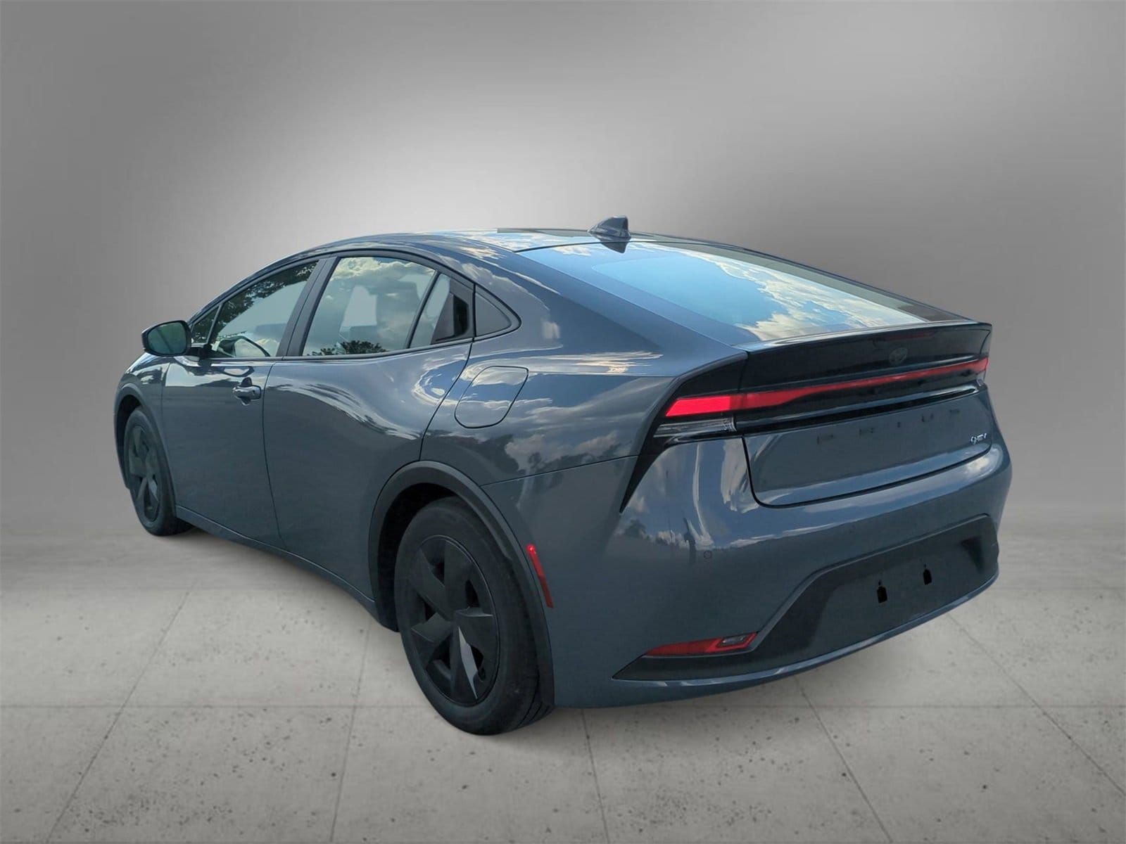 Thumbnail: 2024 Toyota Prius - 6