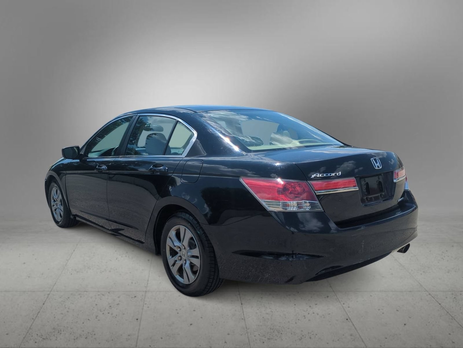 Thumbnail: 2011 Honda Accord - 6