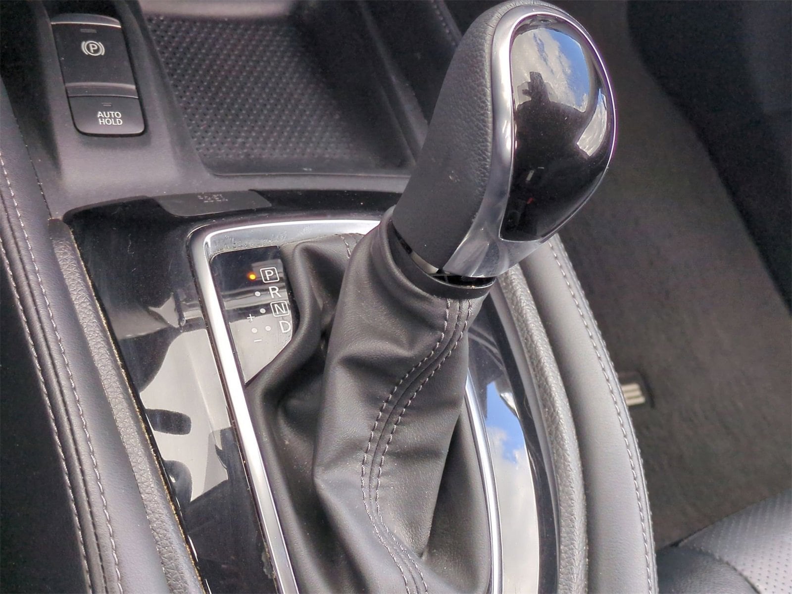 Thumbnail: 2019 Nissan Rogue - 31
