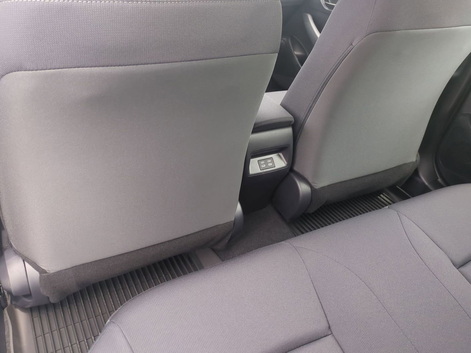 Thumbnail: 2026 Toyota Corolla - 18