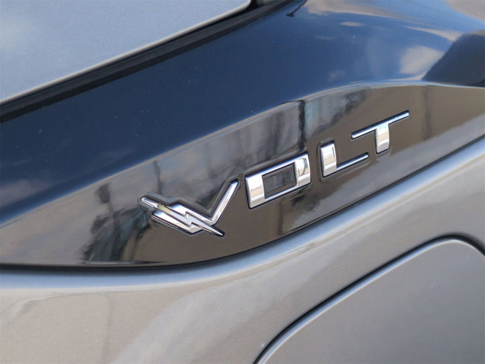 Thumbnail: 2017 Chevrolet Volt - 14