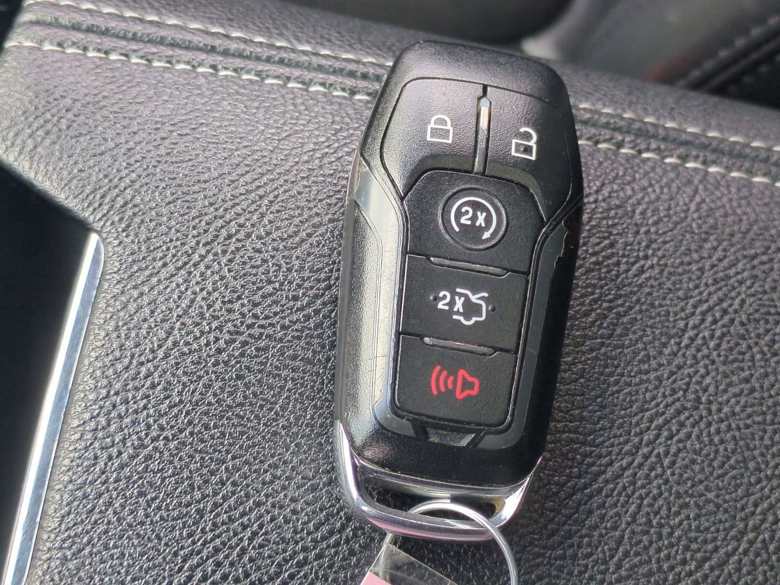 Thumbnail: 2016 Lincoln MKZ - 36