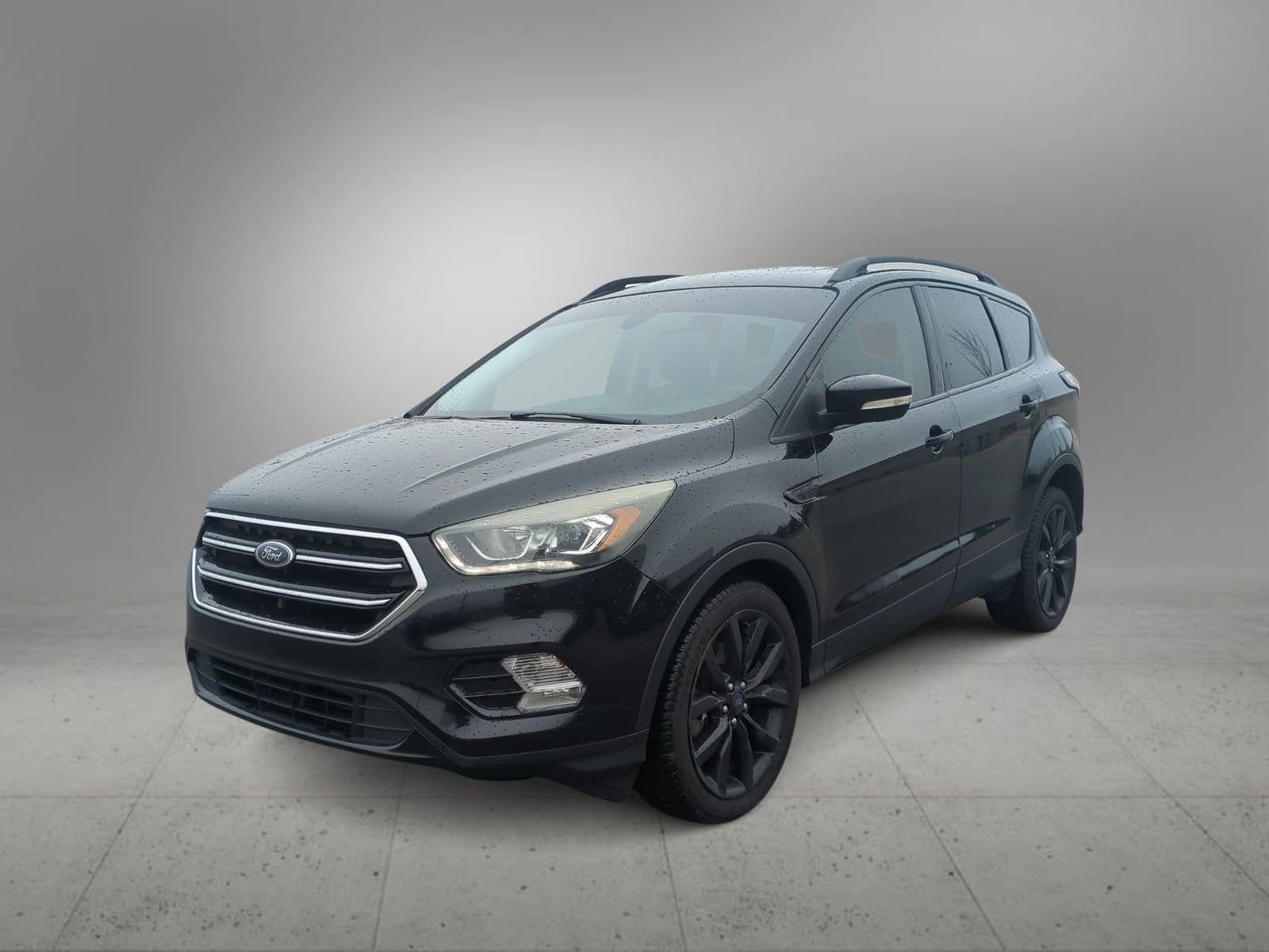 Thumbnail: 2017 Ford Escape - 4