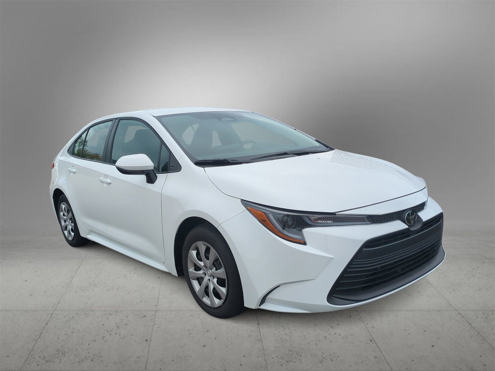 2025 Toyota Corolla LE photo 2