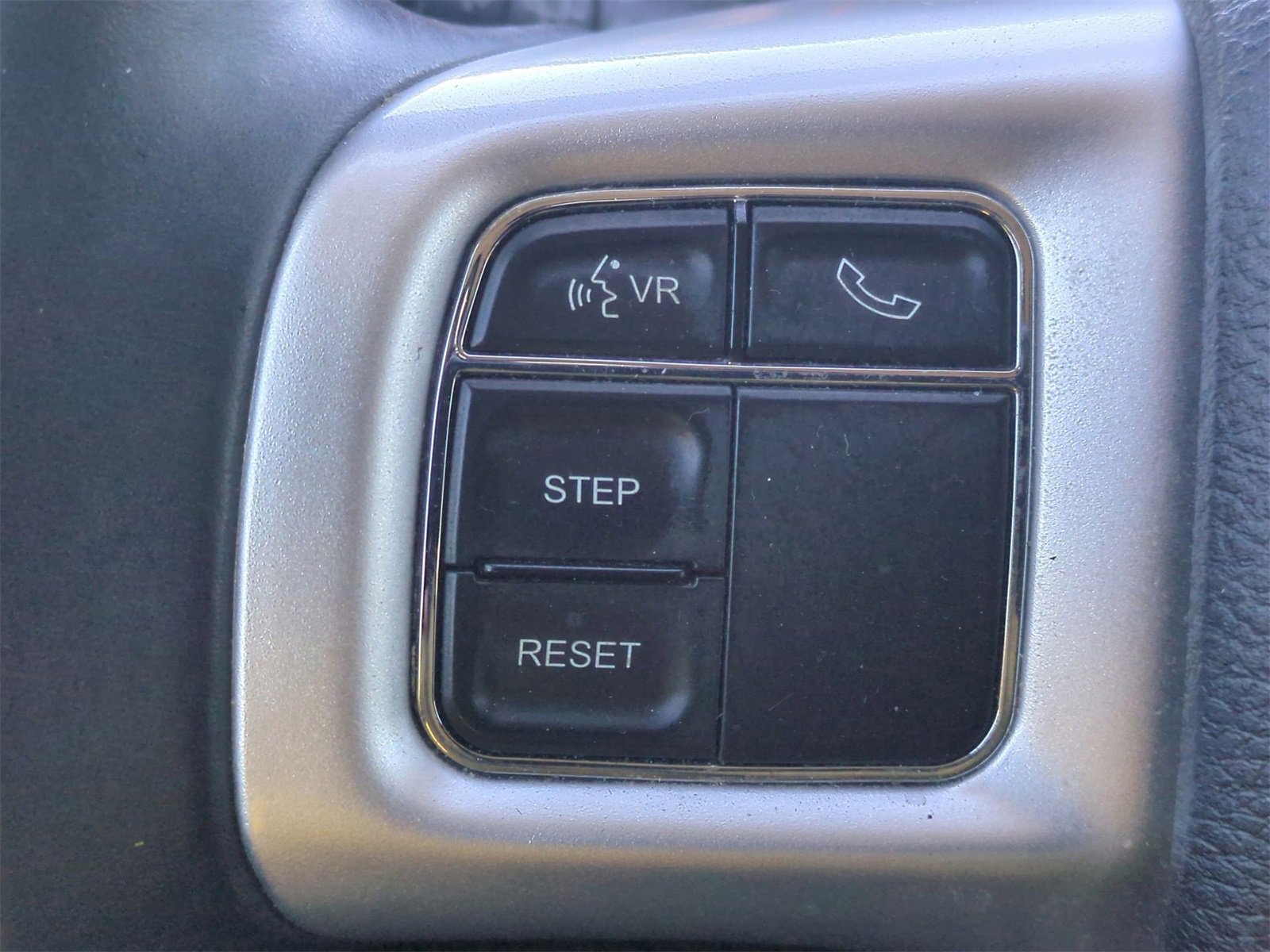 Thumbnail: 2014 Dodge Grand Caravan - 25