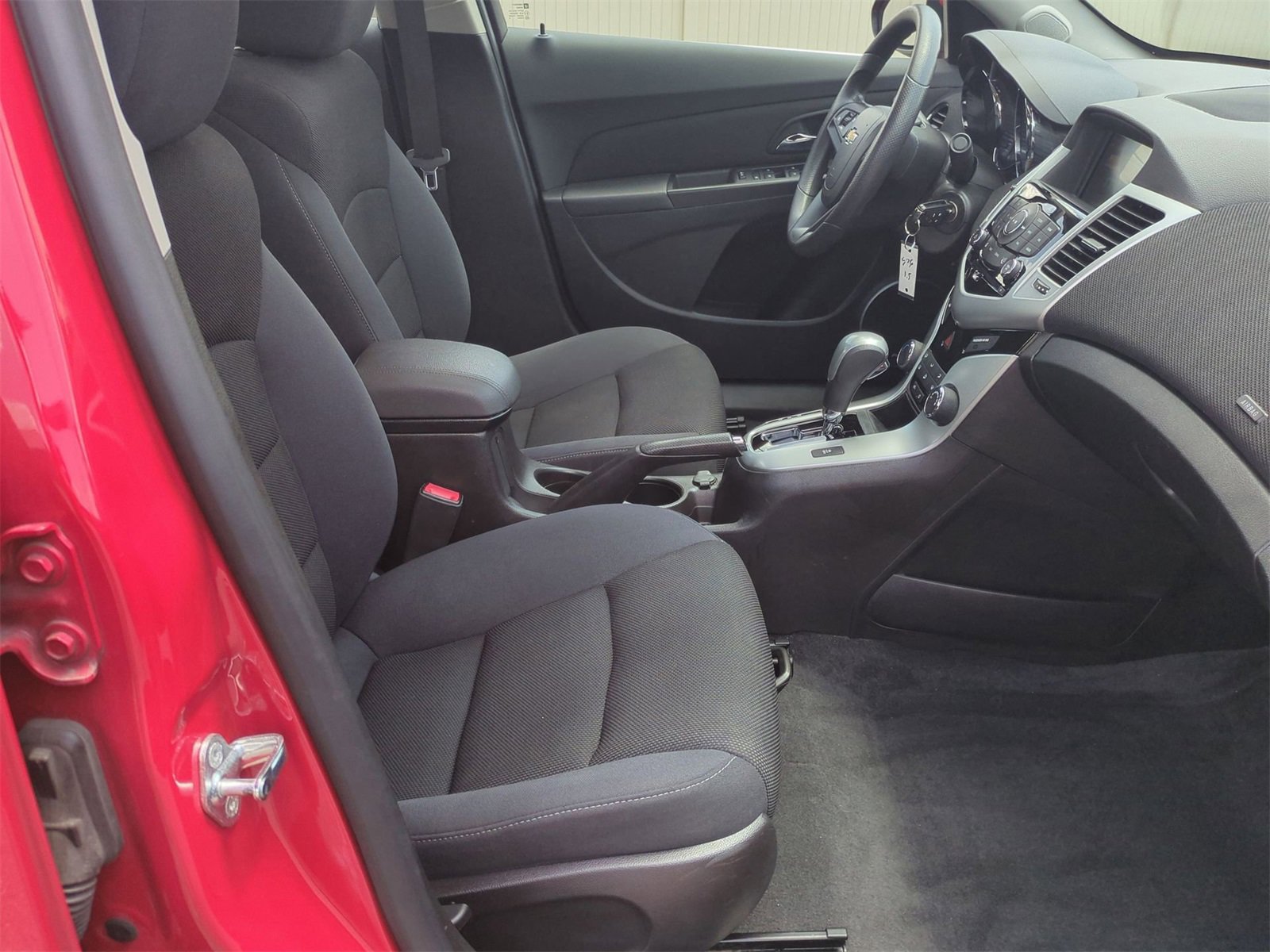 Thumbnail: 2016 Chevrolet Cruze - 23