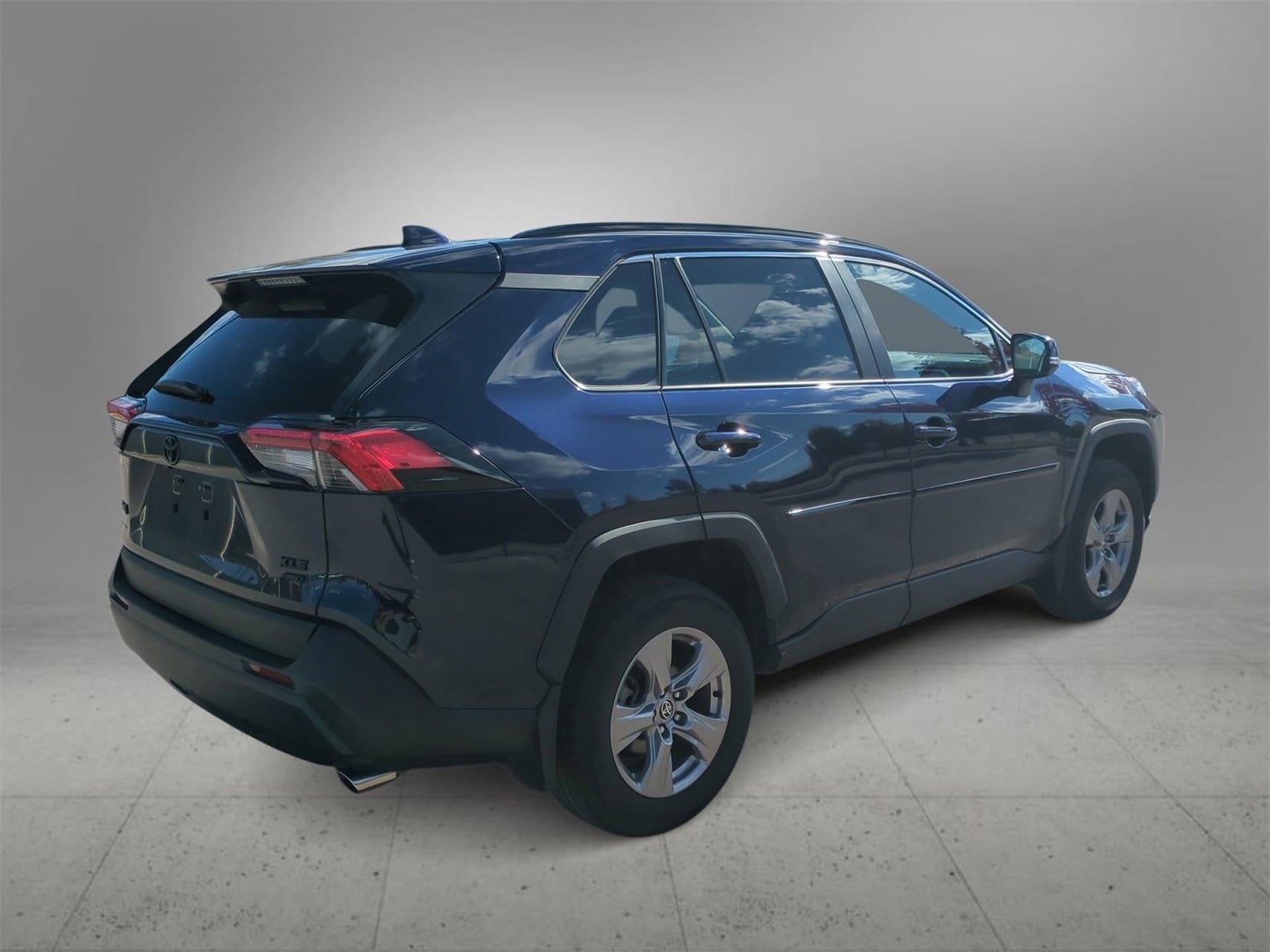 Thumbnail: 2023 Toyota RAV4 - 8