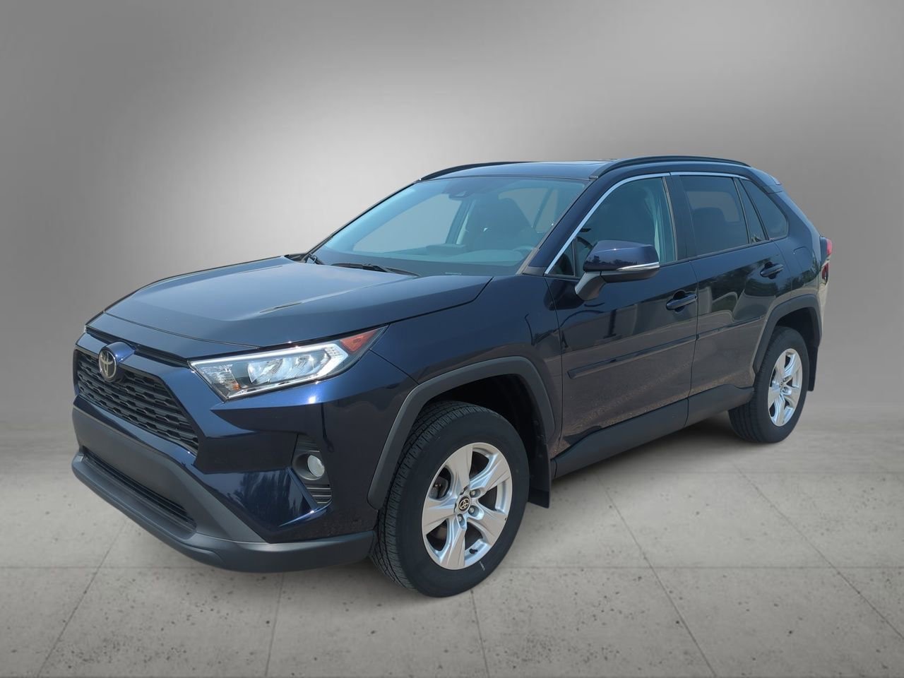 Thumbnail: 2021 Toyota RAV4 - 4