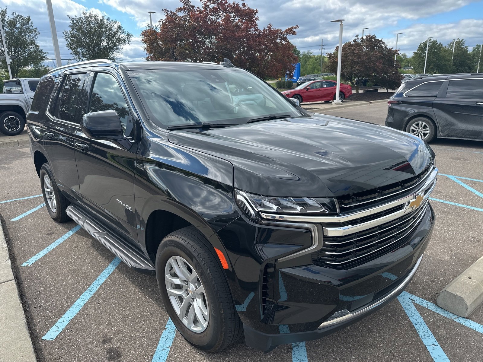 Thumbnail: 2023 Chevrolet Tahoe - 2