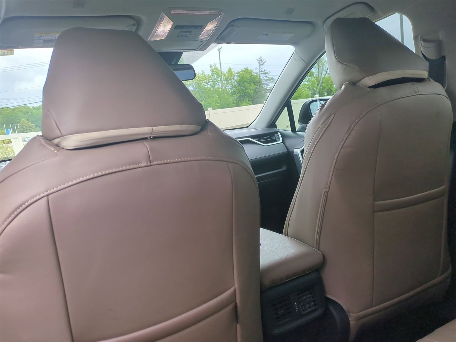 2023 Toyota RAV4 Woodland Edition 18