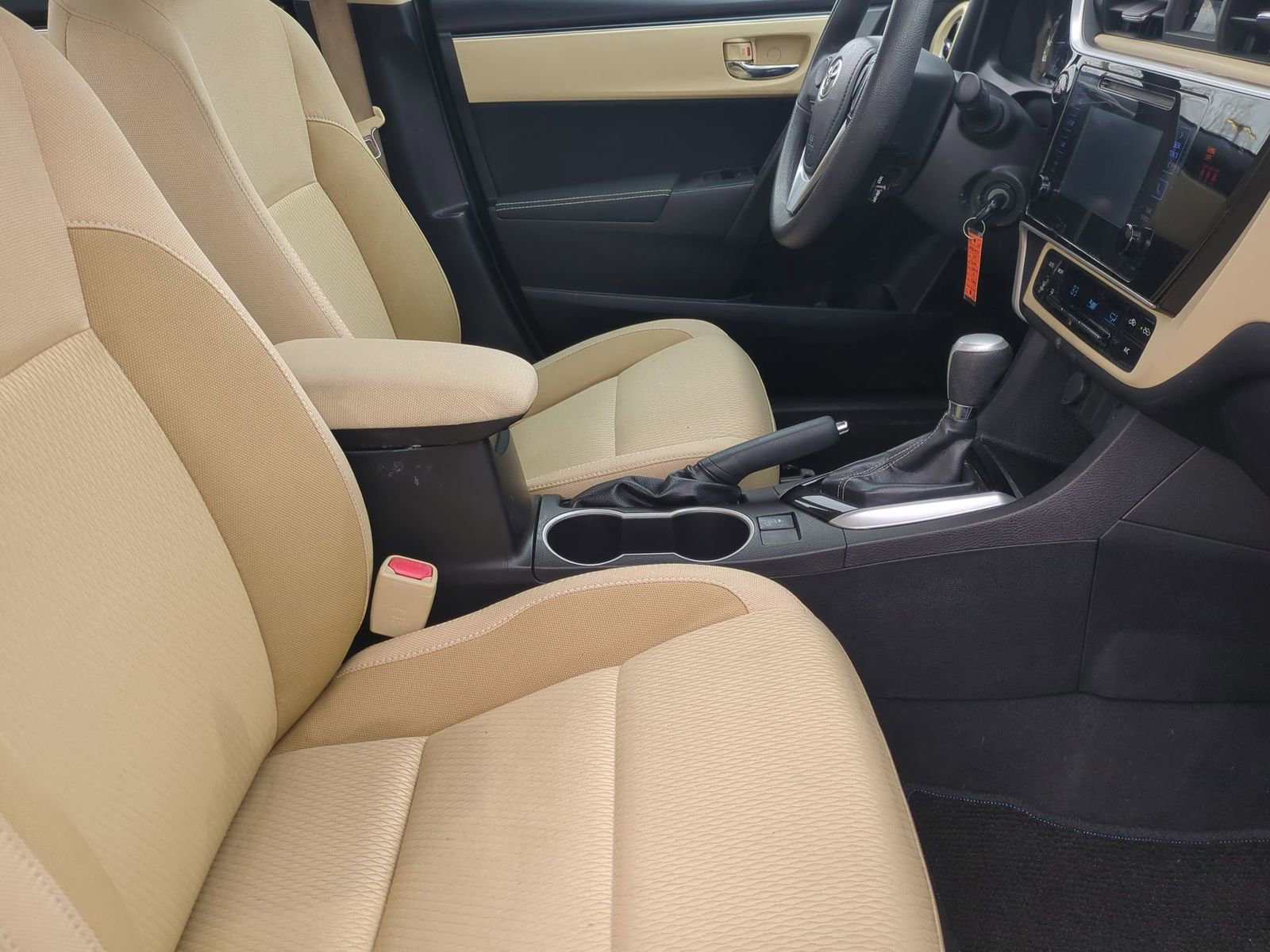 Thumbnail: 2019 Toyota Corolla - 21