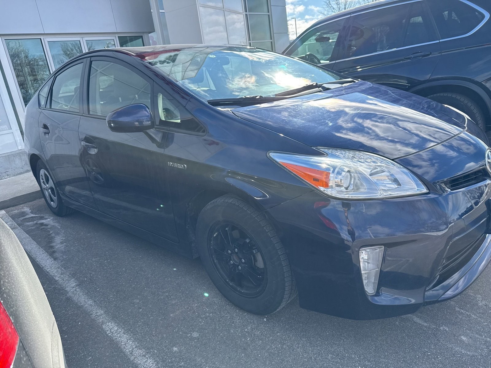 Thumbnail: 2015 Toyota Prius - 3