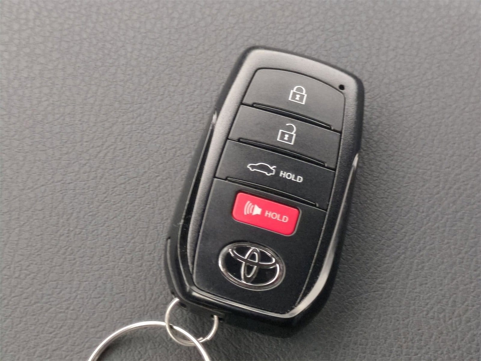 Thumbnail: 2025 Toyota Camry - 32