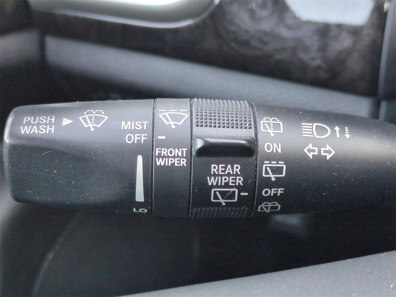 Thumbnail: 2012 Jeep Grand Cherokee - 27