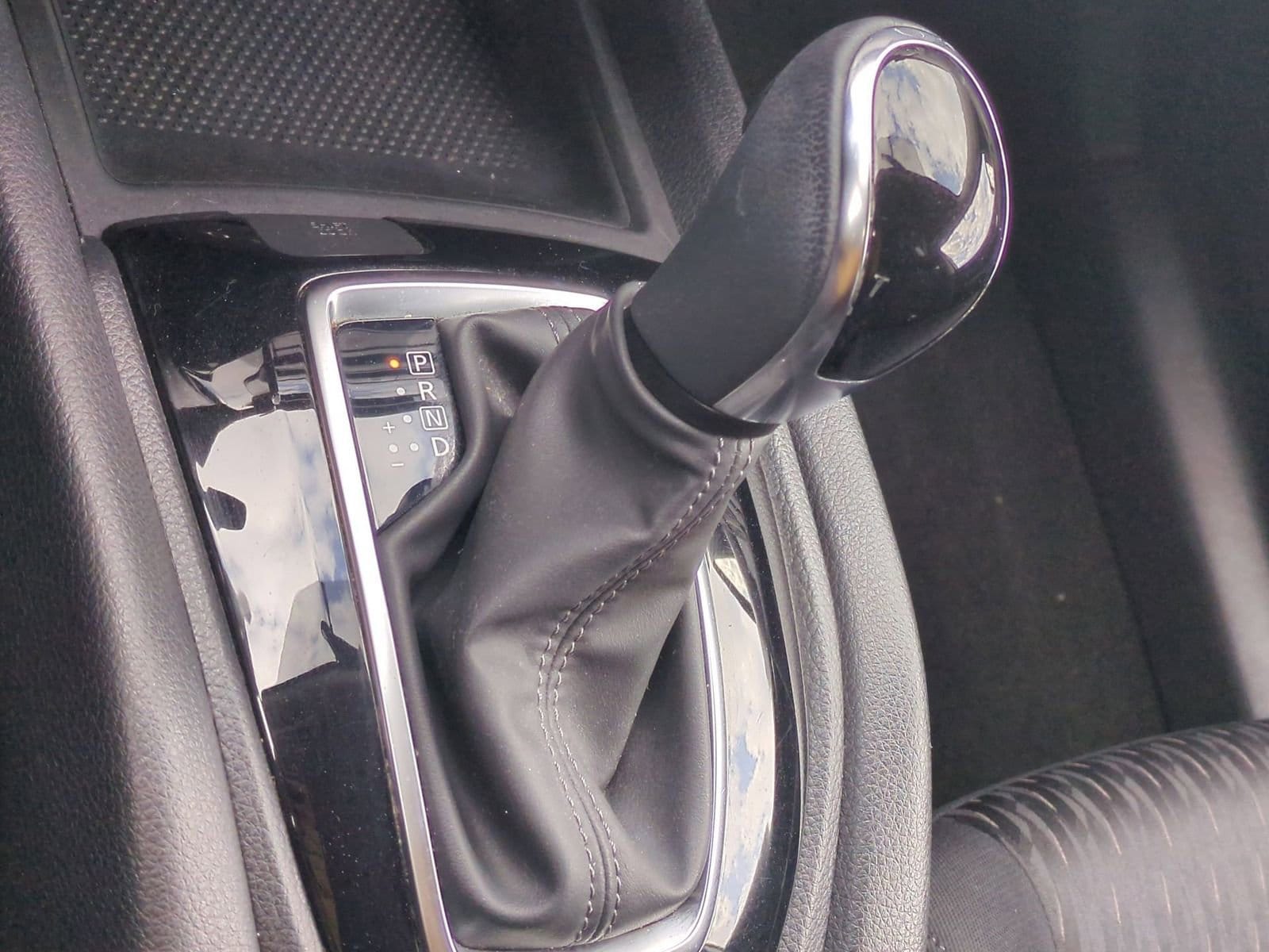 Thumbnail: 2018 Nissan Rogue - 30