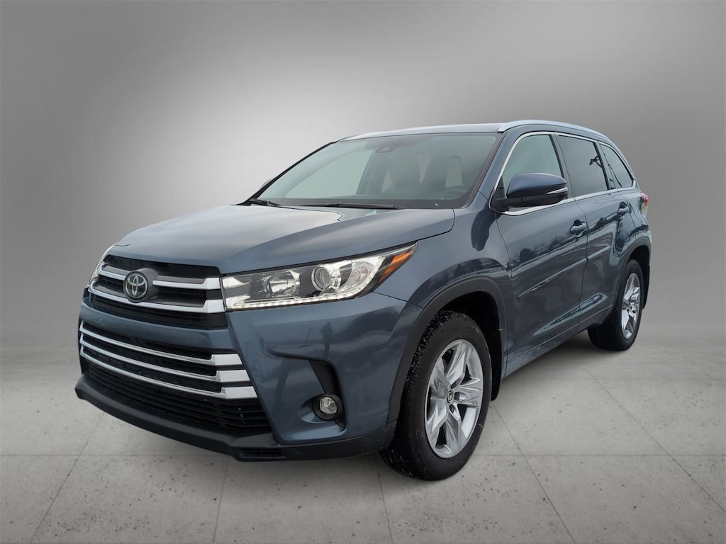 Used 2019 Toyota Highlander Limited V6 SUV