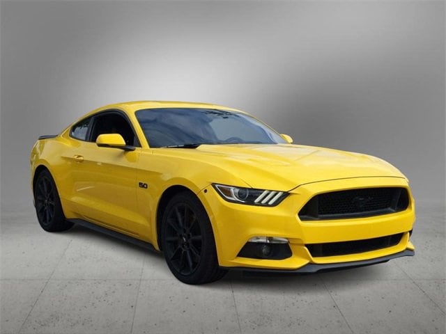 Used 2016 Ford Mustang GT with VIN 1FA6P8CF1G5332827 for sale in Farmington, MI