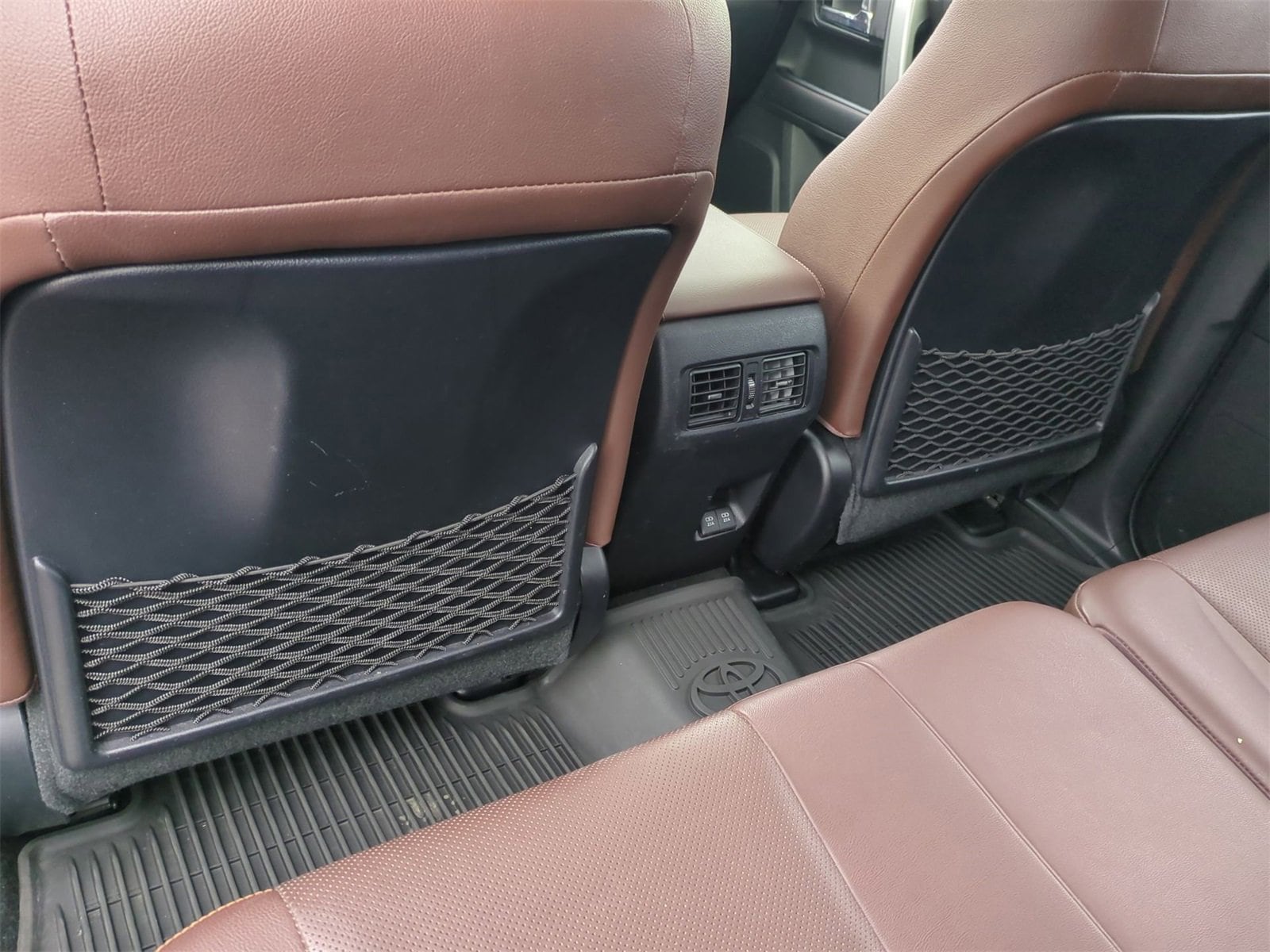 Thumbnail: 2021 Toyota 4Runner - 18