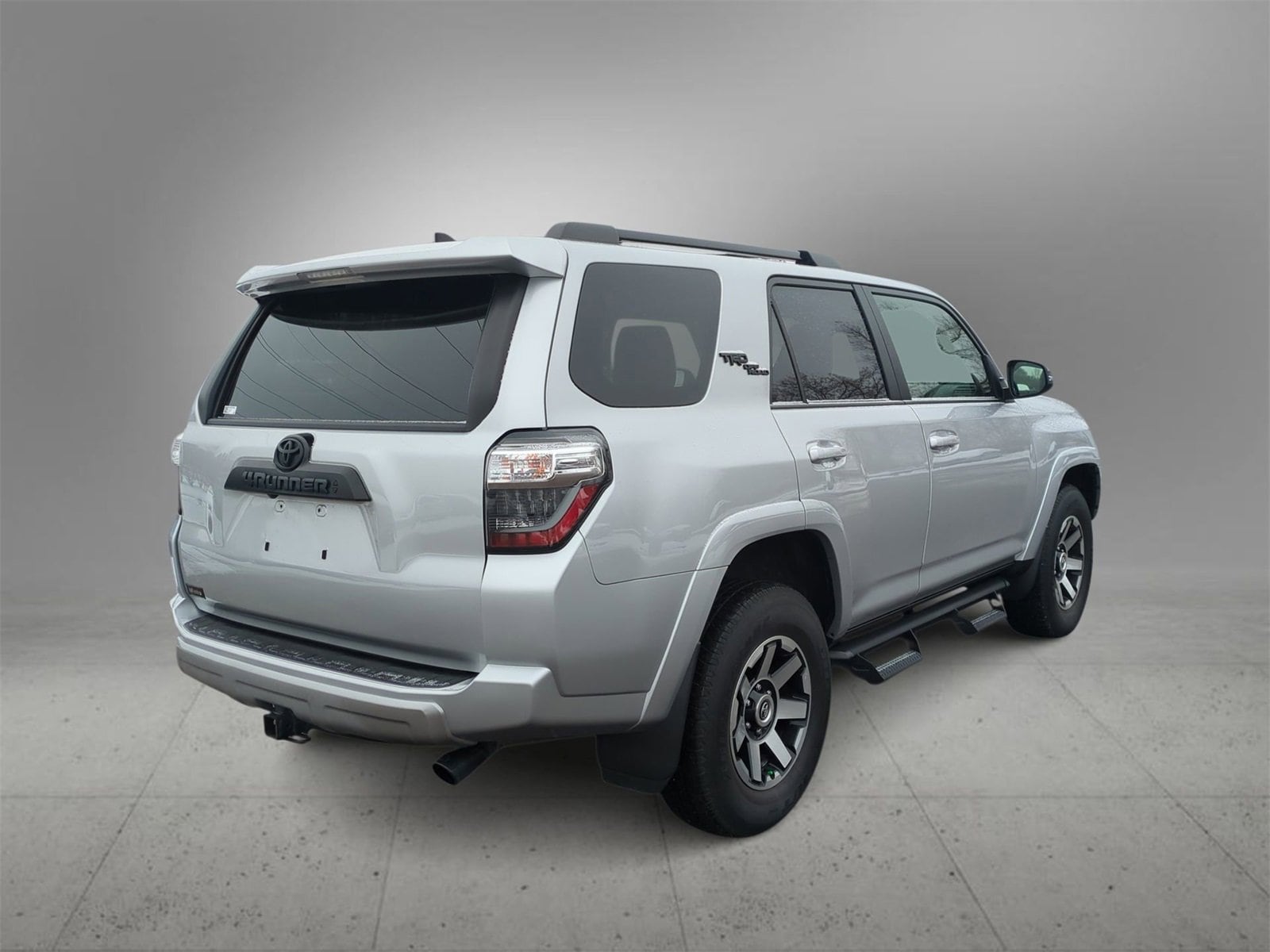 Thumbnail: 2022 Toyota 4Runner - 8