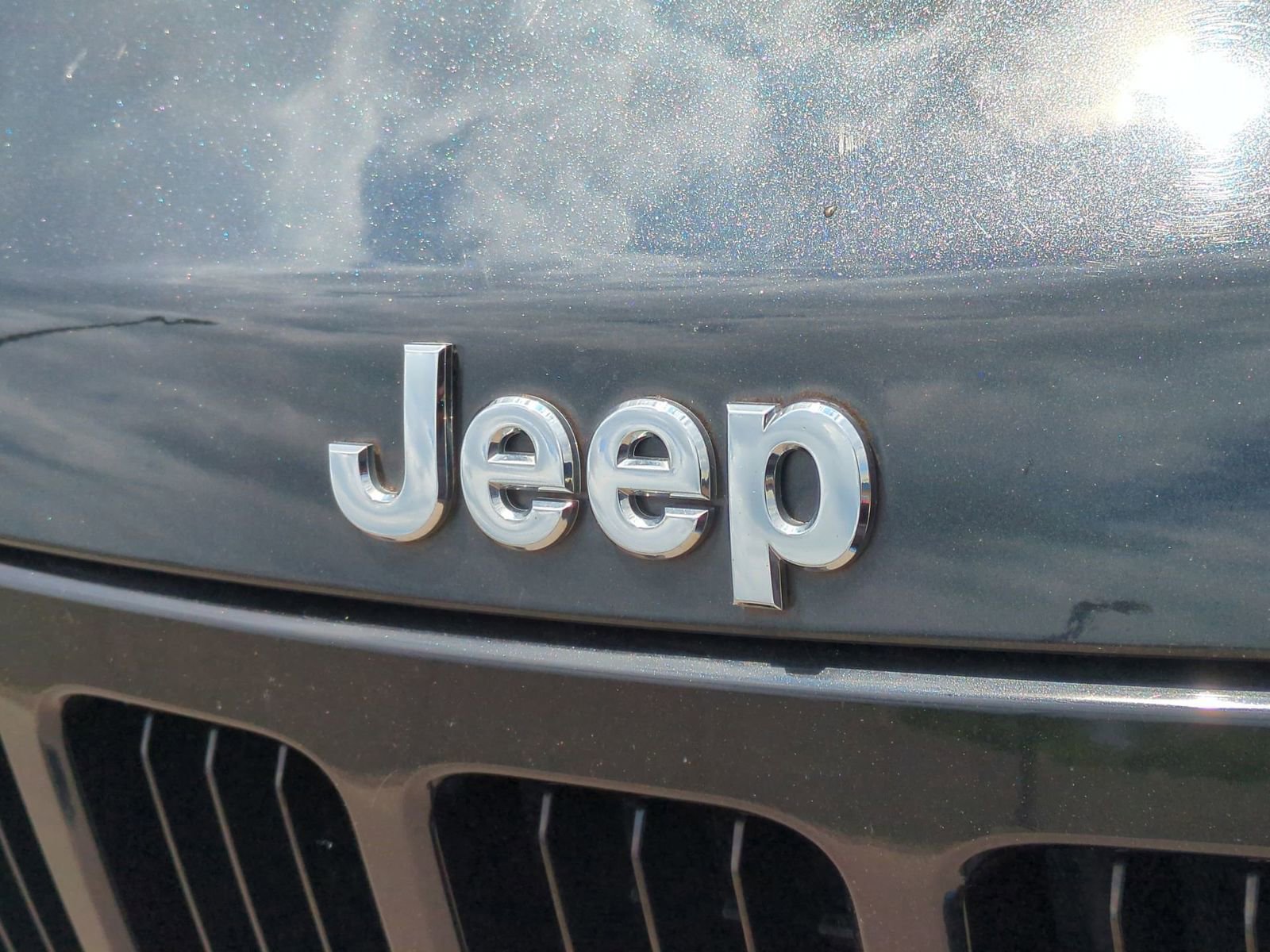 Thumbnail: 2010 Jeep Grand Cherokee - 12