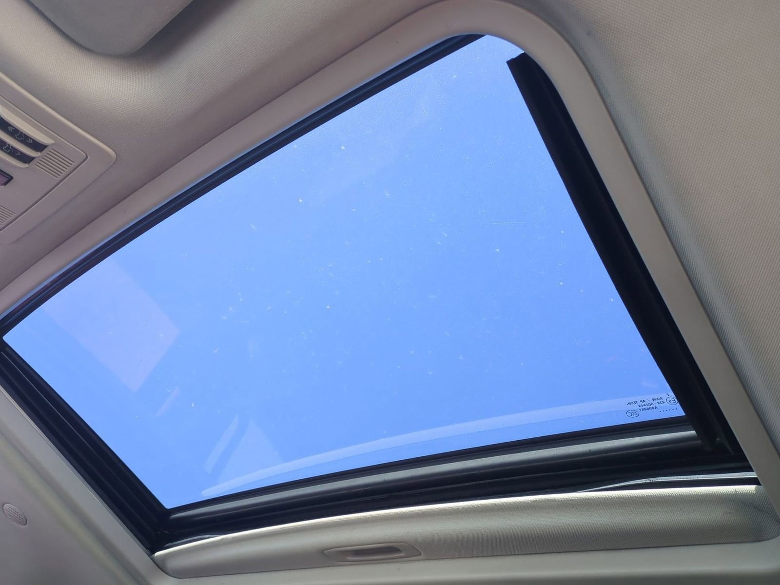 Thumbnail: 2012 Cadillac Escalade - 19