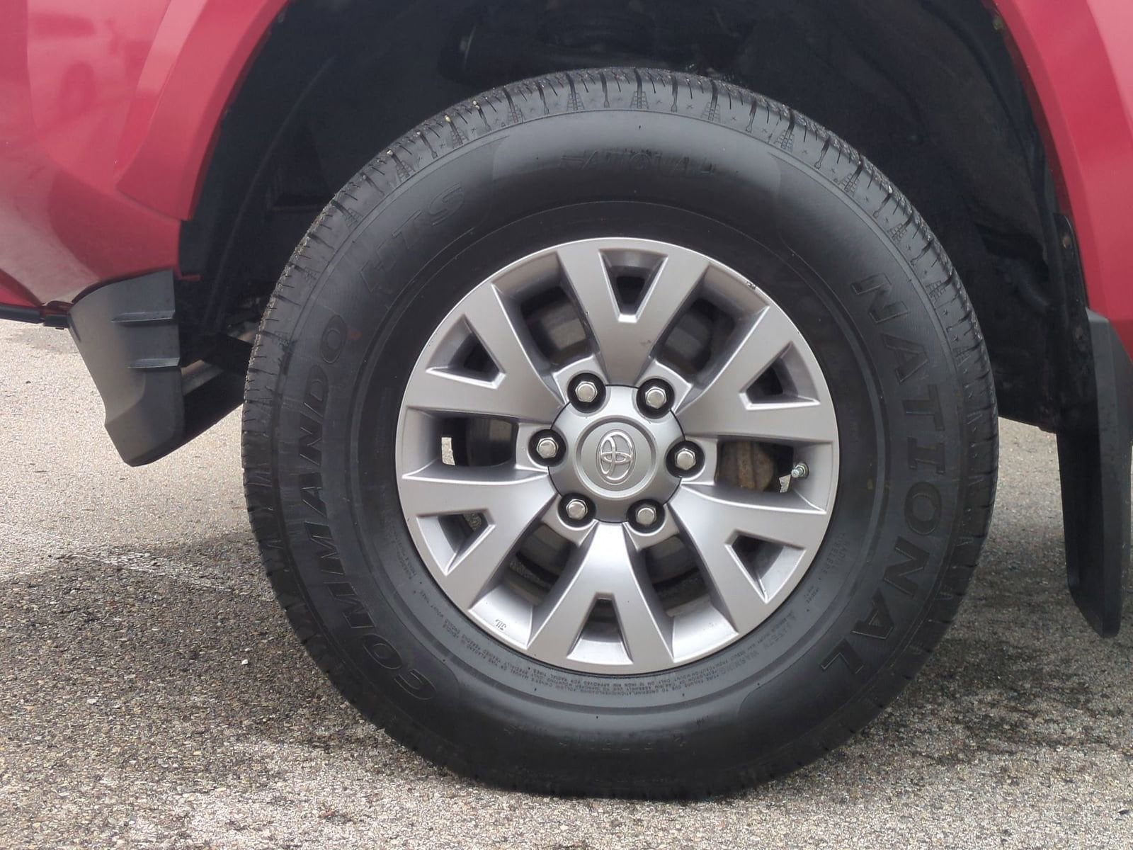 Thumbnail: 2016 Toyota Tacoma - 14