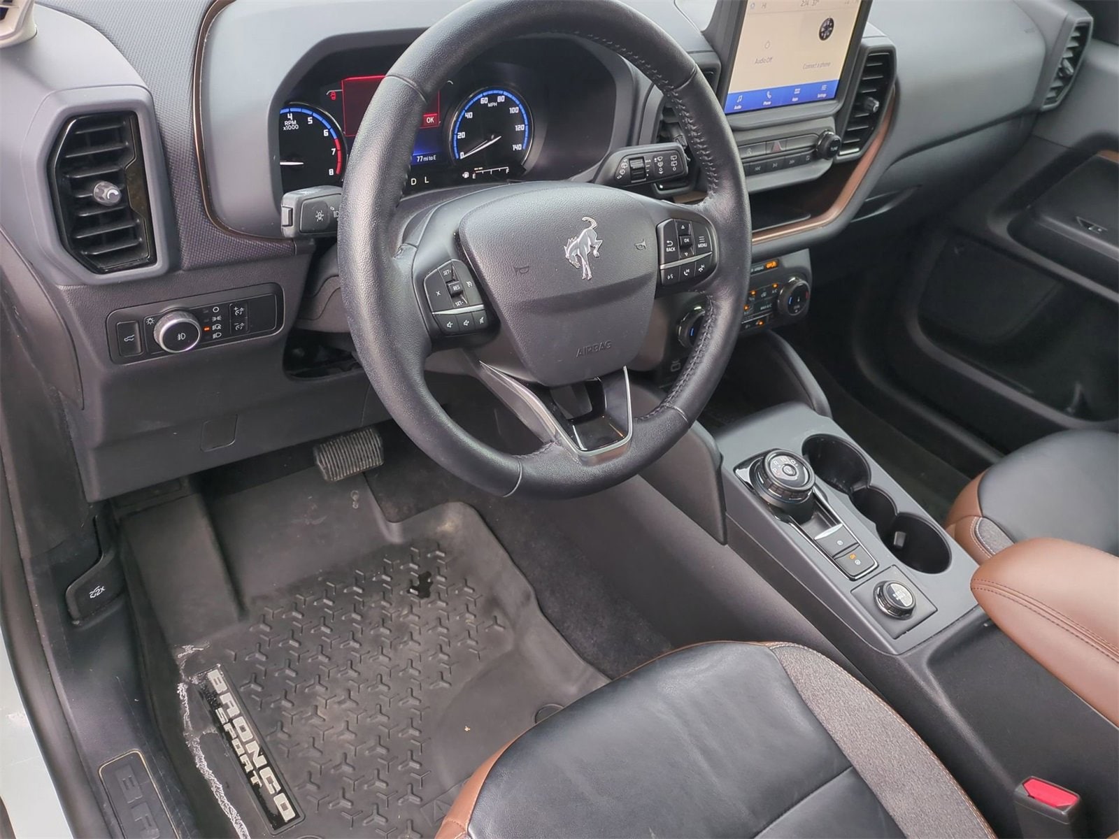 Thumbnail: 2023 Ford Bronco Sport - 10