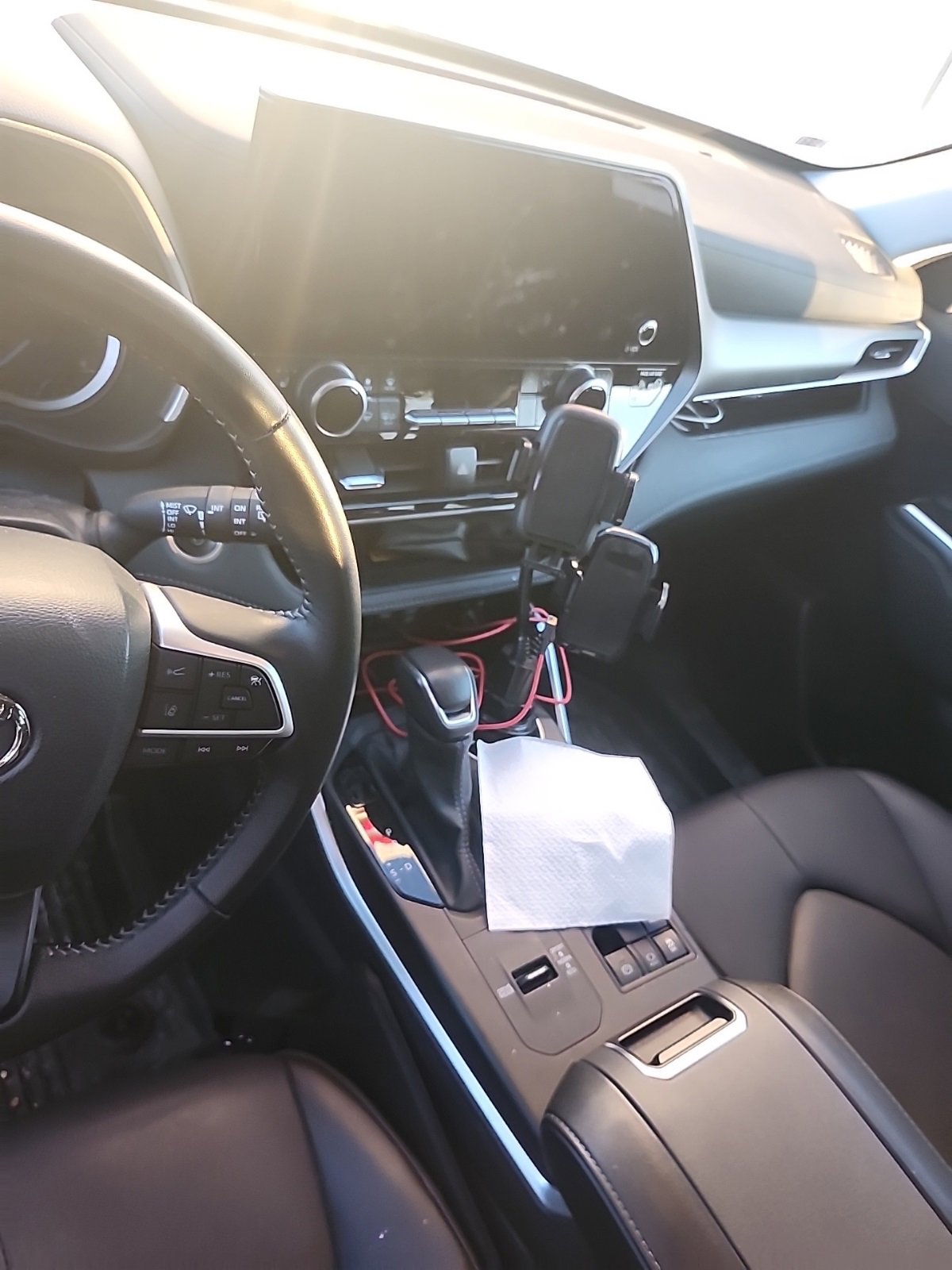 Thumbnail: 2025 Toyota Highlander - 4