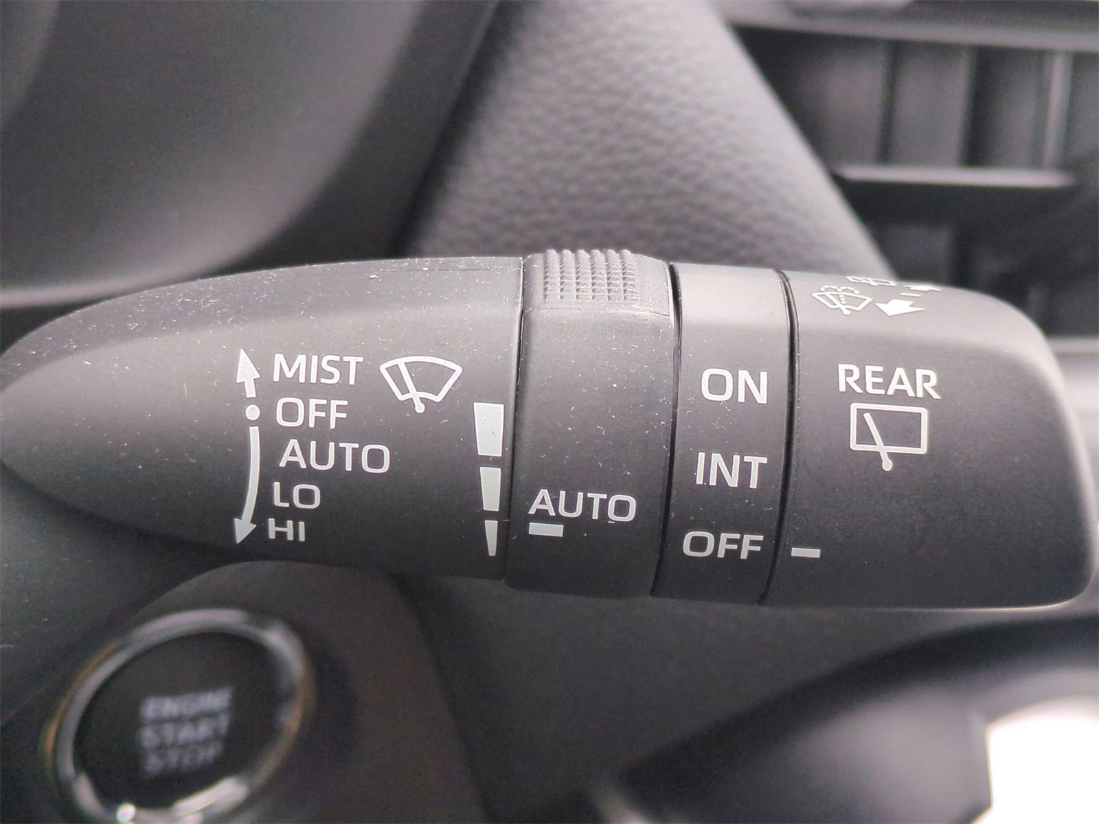 Thumbnail: 2025 Toyota RAV4 - 27