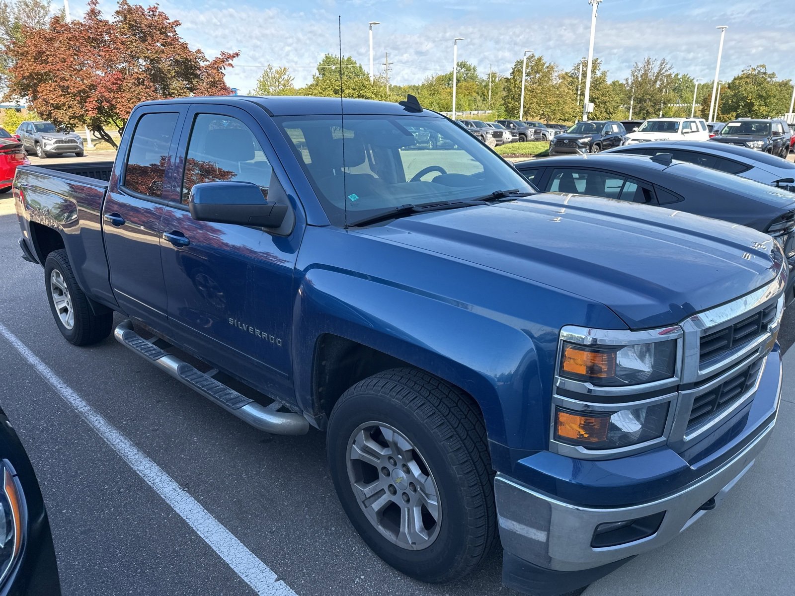 Thumbnail: 2015 Chevrolet Silverado 1500 - 2
