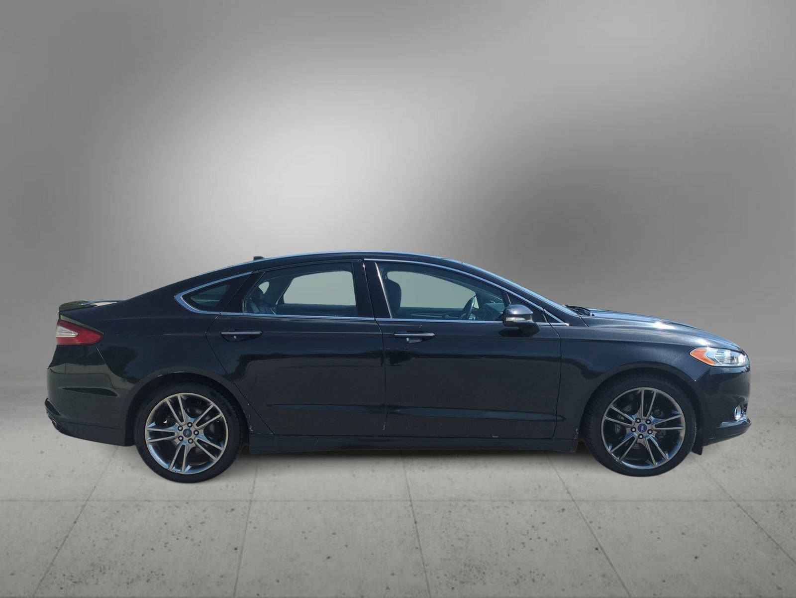 Thumbnail: 2013 Ford Fusion - 9