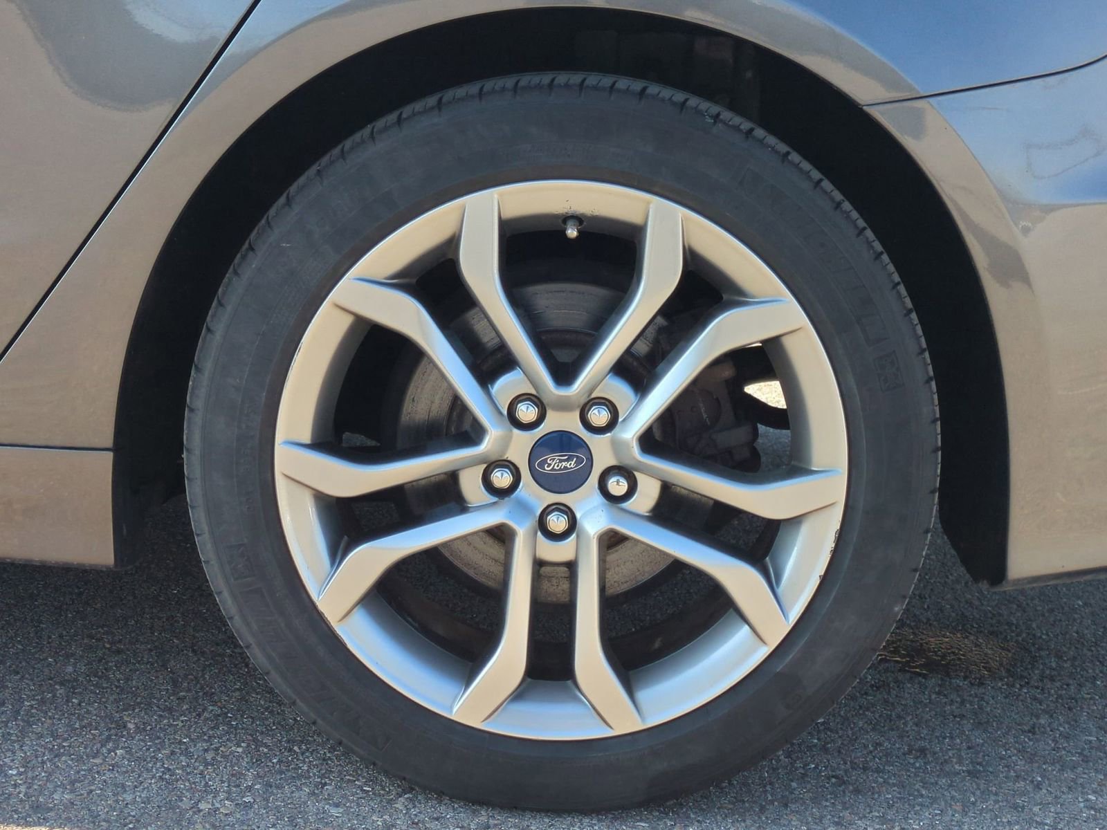 Thumbnail: 2019 Ford Fusion - 14