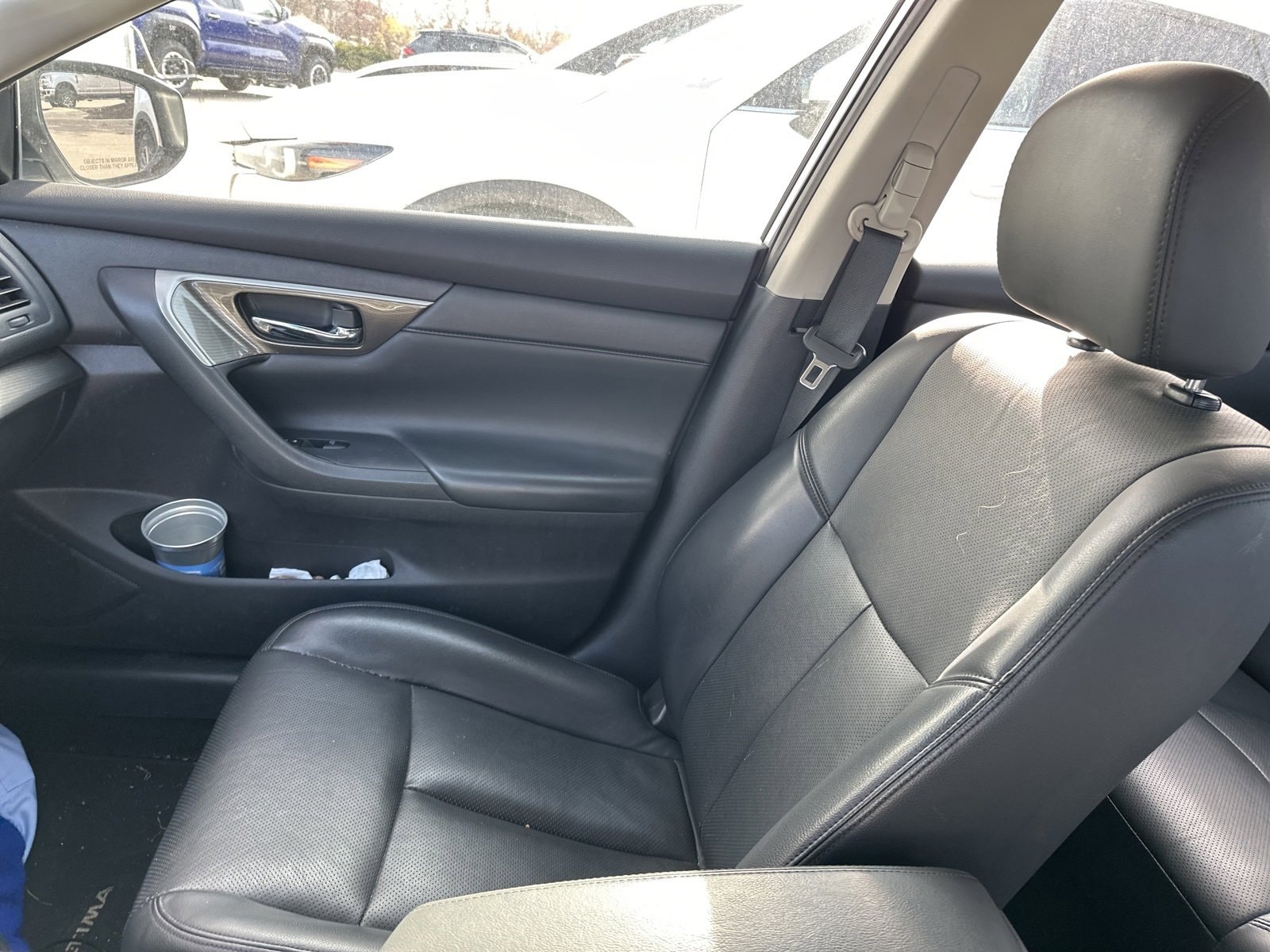 Thumbnail: 2015 Nissan Altima - 9