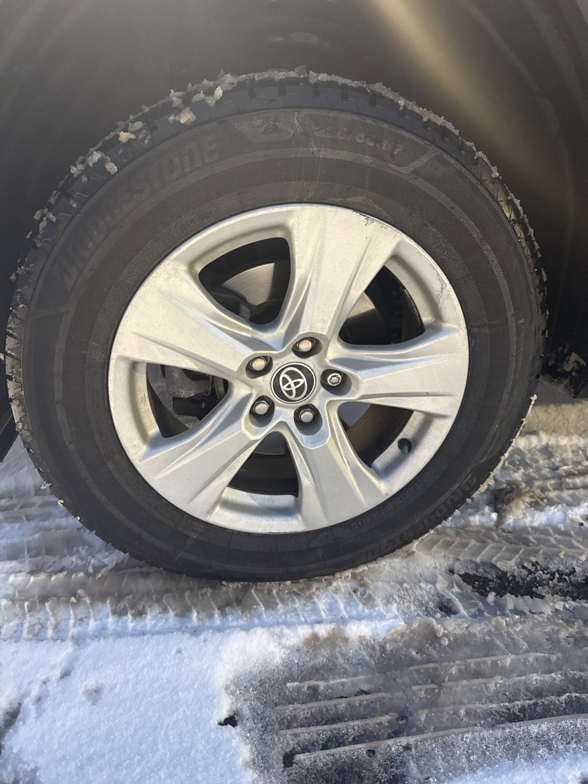 Thumbnail: 2021 Toyota RAV4 - 3