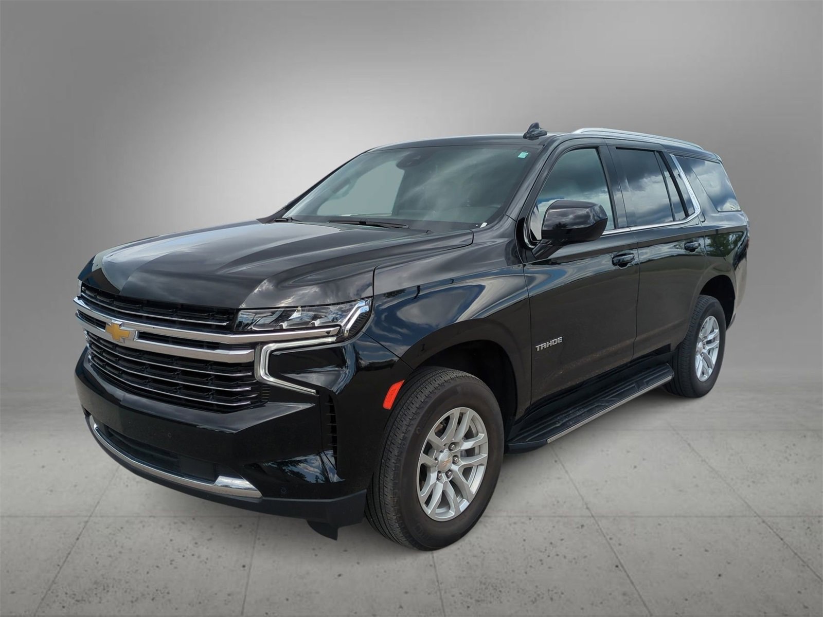 2023 Chevrolet Tahoe LT photo 4