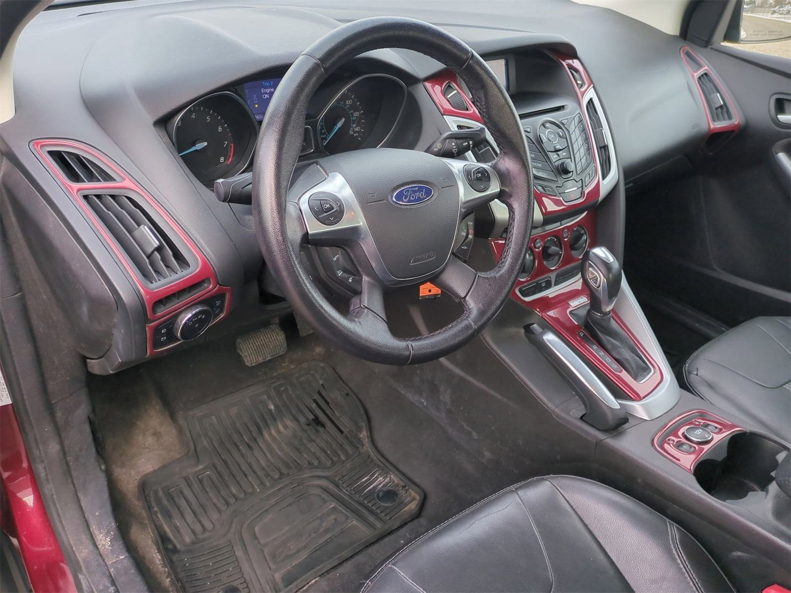 Thumbnail: 2013 Ford Focus - 10